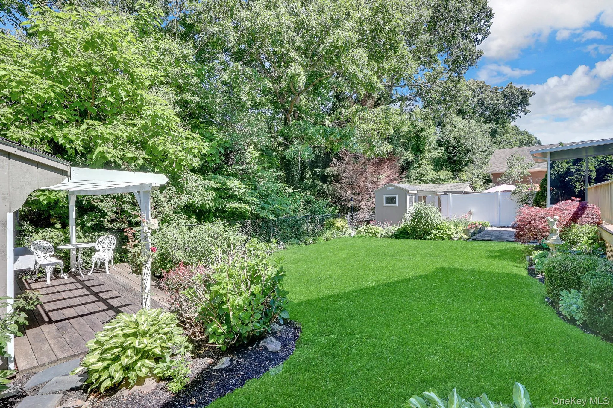 1152 Lakeshore Drive, Oyster Bay, NY, 4 Bedrooms Bedrooms, 7 Rooms Rooms,2 BathroomsBathrooms,Residential,For Rent,Lakeshore,0,1013971 1152 Lakeshore Drive, Oyster Bay, NY, 4 Bedrooms Bedrooms, 7 Rooms Rooms,2 BathroomsBathrooms,Residential,For Rent,Lakeshore,0,1013971