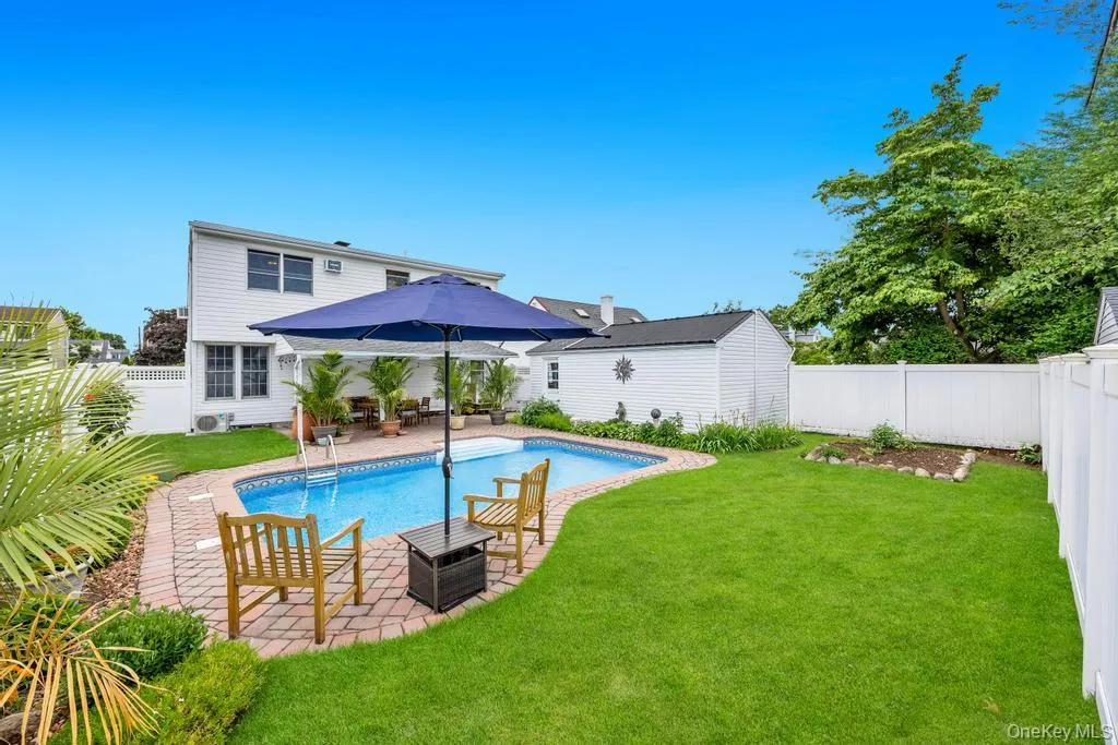 66 Vincent Road, Oyster Bay, NY, 4 Bedrooms Bedrooms, 8 Rooms Rooms,2 BathroomsBathrooms,Residential,For Rent,Vincent,0,1013975 66 Vincent Road, Oyster Bay, NY, 4 Bedrooms Bedrooms, 8 Rooms Rooms,2 BathroomsBathrooms,Residential,For Rent,Vincent,0,1013975