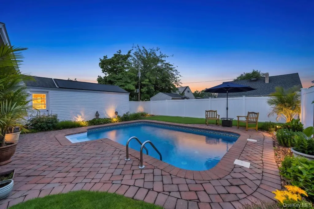 66 Vincent Road, Oyster Bay, NY, 4 Bedrooms Bedrooms, 8 Rooms Rooms,2 BathroomsBathrooms,Residential,For Rent,Vincent,0,1013975 66 Vincent Road, Oyster Bay, NY, 4 Bedrooms Bedrooms, 8 Rooms Rooms,2 BathroomsBathrooms,Residential,For Rent,Vincent,0,1013975