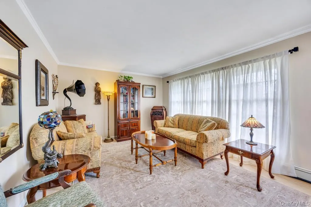 66 Vincent Road, Oyster Bay, NY, 4 Bedrooms Bedrooms, 8 Rooms Rooms,2 BathroomsBathrooms,Residential,For Rent,Vincent,0,1013975 66 Vincent Road, Oyster Bay, NY, 4 Bedrooms Bedrooms, 8 Rooms Rooms,2 BathroomsBathrooms,Residential,For Rent,Vincent,0,1013975