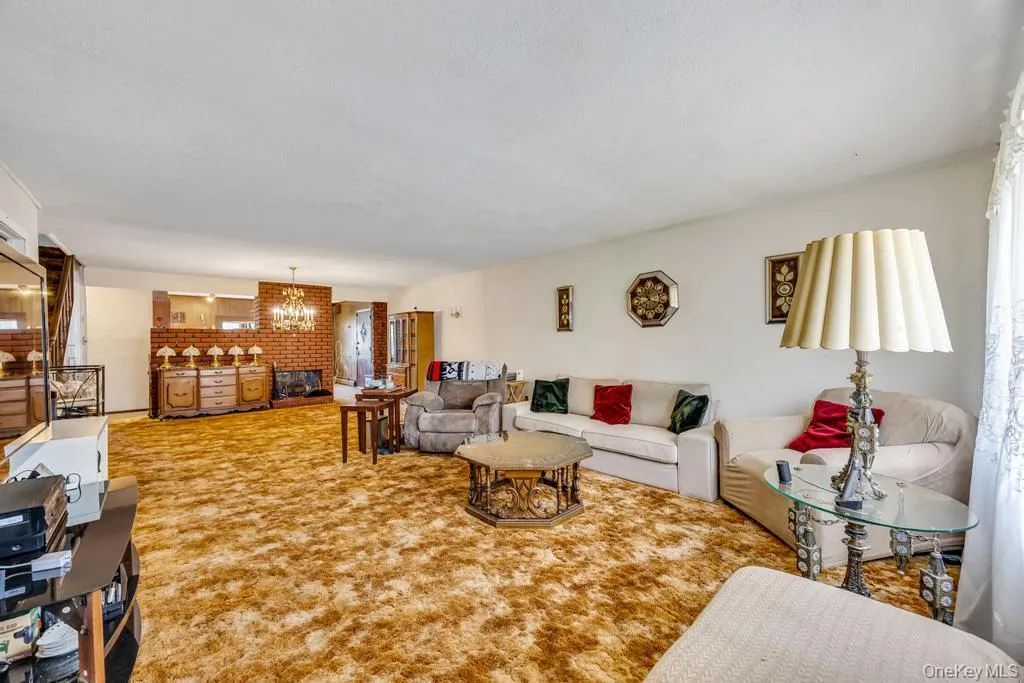 53 Bridle Lane, Oyster Bay, NY, 5 Bedrooms Bedrooms, 8 Rooms Rooms,1 BathroomBathrooms,Residential,For Rent,Bridle,0,1013979 53 Bridle Lane, Oyster Bay, NY, 5 Bedrooms Bedrooms, 8 Rooms Rooms,1 BathroomBathrooms,Residential,For Rent,Bridle,0,1013979
