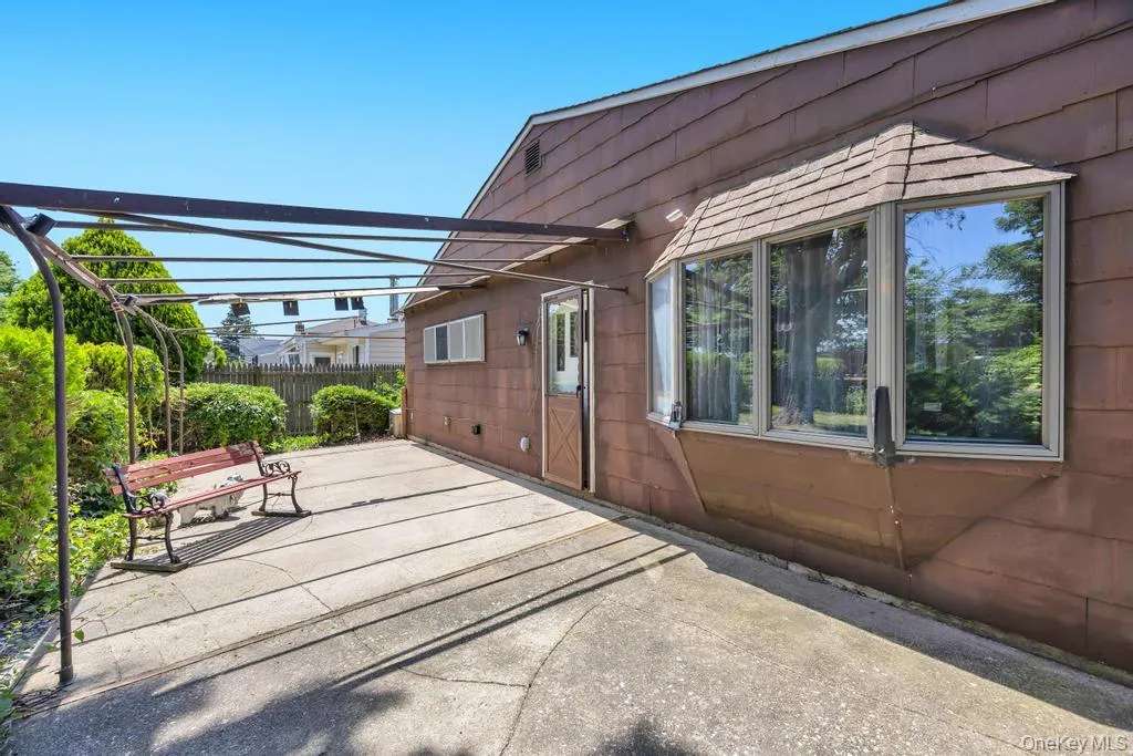 53 Bridle Lane, Oyster Bay, NY, 5 Bedrooms Bedrooms, 8 Rooms Rooms,1 BathroomBathrooms,Residential,For Rent,Bridle,0,1013979 53 Bridle Lane, Oyster Bay, NY, 5 Bedrooms Bedrooms, 8 Rooms Rooms,1 BathroomBathrooms,Residential,For Rent,Bridle,0,1013979