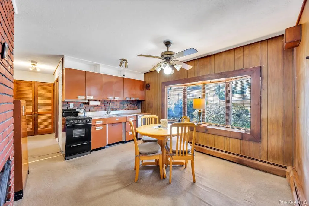 53 Bridle Lane, Oyster Bay, NY, 5 Bedrooms Bedrooms, 8 Rooms Rooms,1 BathroomBathrooms,Residential,For Rent,Bridle,0,1013979 53 Bridle Lane, Oyster Bay, NY, 5 Bedrooms Bedrooms, 8 Rooms Rooms,1 BathroomBathrooms,Residential,For Rent,Bridle,0,1013979