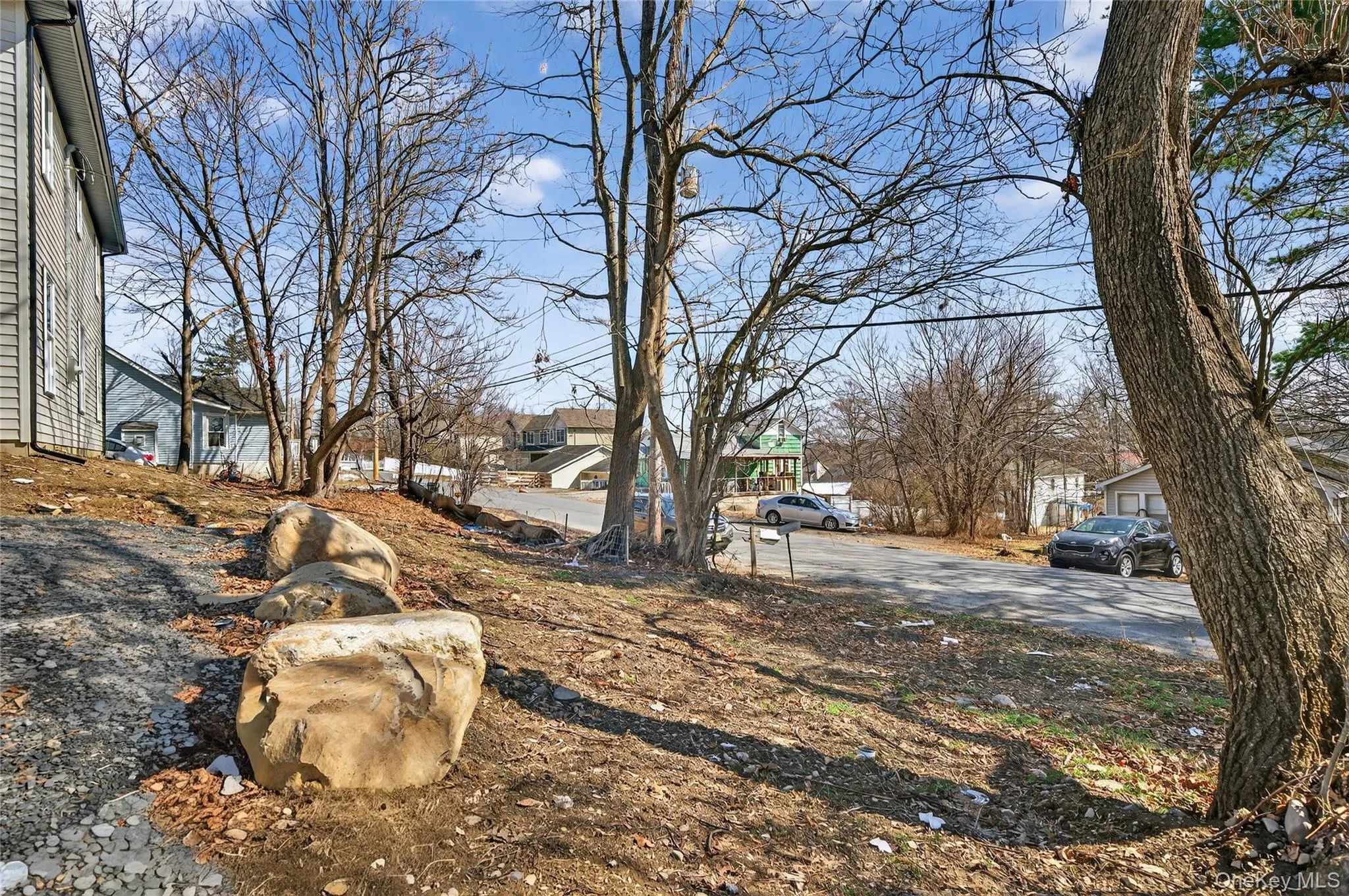 The entire yard all the way to the road. Is part of the property. The entire yard all the way to the road. Is part of the property.