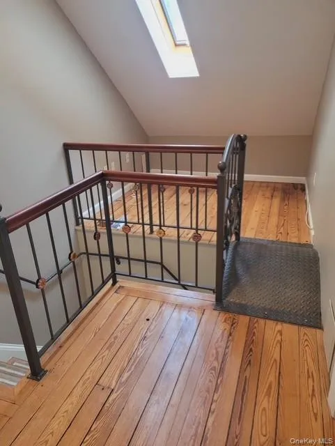 14 Flower Street, New Rochelle, NY, 1 Bedroom Bedrooms, 5 Rooms Rooms,2 BathroomsBathrooms,Residential Lease,For Rent,Flower,0,1013985 14 Flower Street, New Rochelle, NY, 1 Bedroom Bedrooms, 5 Rooms Rooms,2 BathroomsBathrooms,Residential Lease,For Rent,Flower,0,1013985