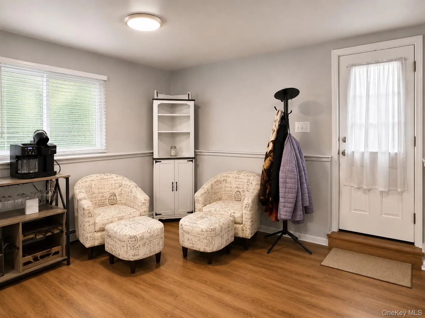 383 Route 32, Woodbury, NY, 4 Bedrooms Bedrooms, 10 Rooms Rooms,3 BathroomsBathrooms,Residential,For Rent,Route 32,0,KEY1013986 383 Route 32, Woodbury, NY, 4 Bedrooms Bedrooms, 10 Rooms Rooms,3 BathroomsBathrooms,Residential,For Rent,Route 32,0,KEY1013986