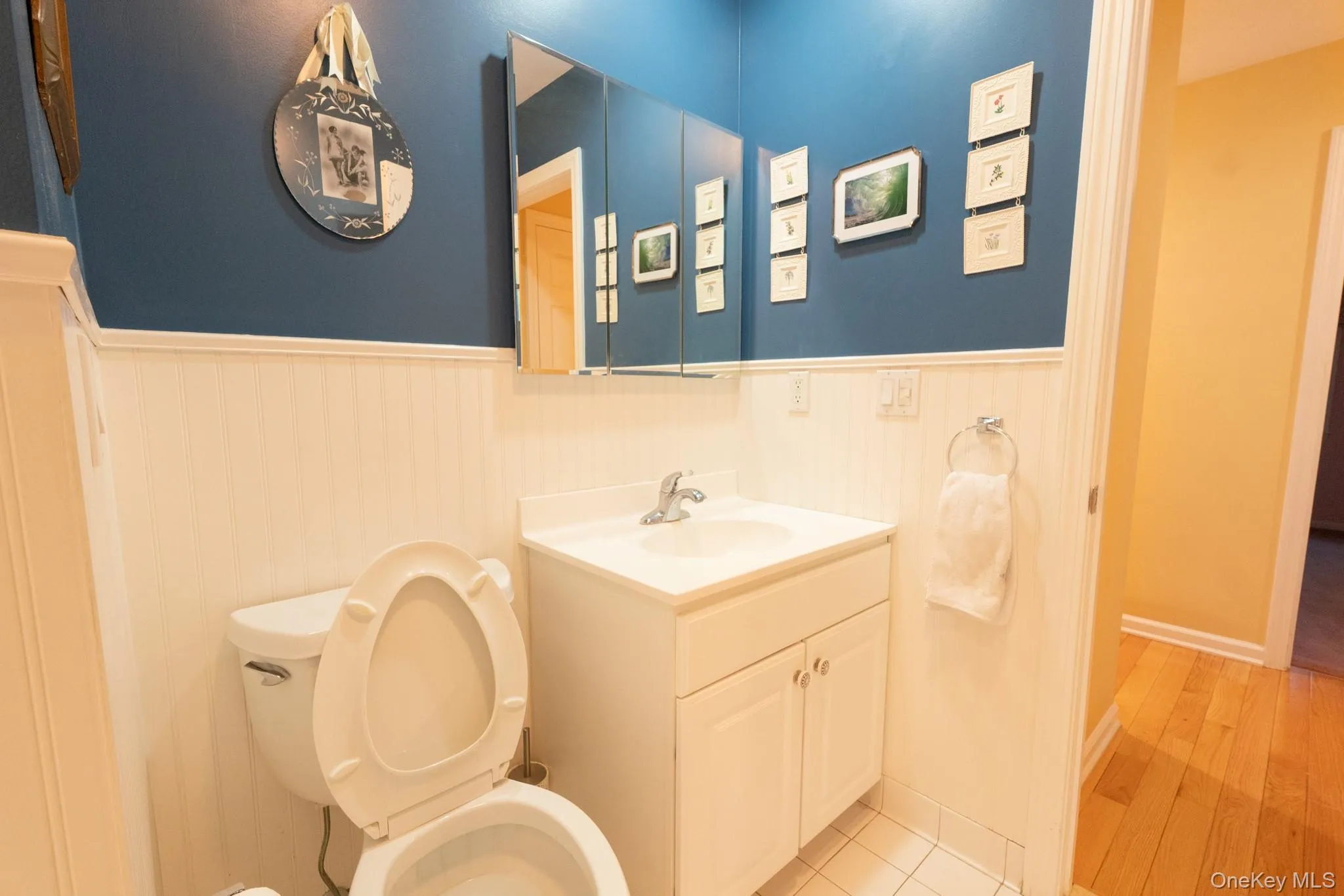 879 Heritage Hills, Somers, NY, 2 Bedrooms Bedrooms, 5 Rooms Rooms,2 BathroomsBathrooms,Residential,For Rent,Heritage,0,1013988 879 Heritage Hills, Somers, NY, 2 Bedrooms Bedrooms, 5 Rooms Rooms,2 BathroomsBathrooms,Residential,For Rent,Heritage,0,1013988