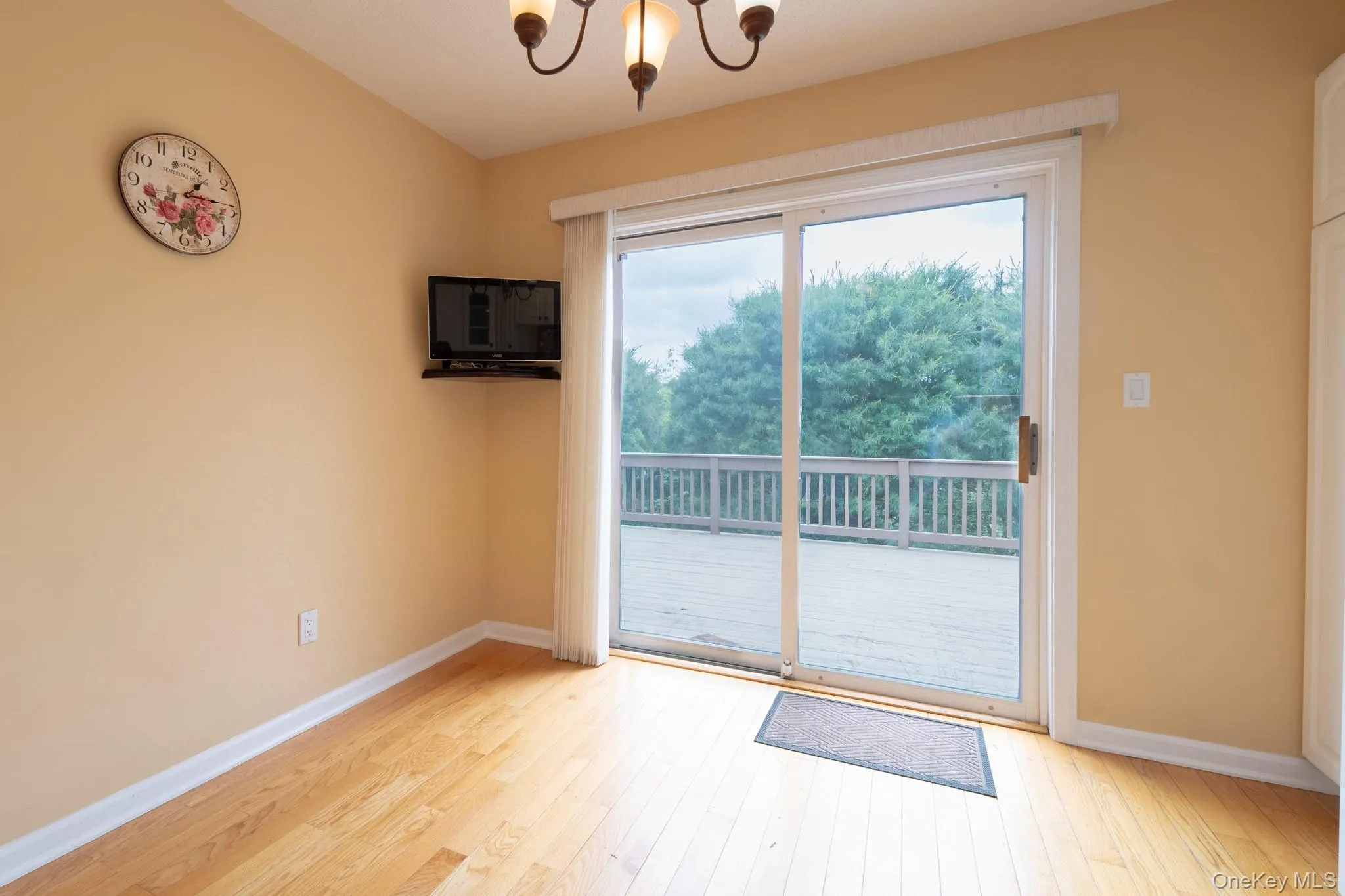 879 Heritage Hills, Somers, NY, 2 Bedrooms Bedrooms, 5 Rooms Rooms,2 BathroomsBathrooms,Residential,For Rent,Heritage,0,1013988 879 Heritage Hills, Somers, NY, 2 Bedrooms Bedrooms, 5 Rooms Rooms,2 BathroomsBathrooms,Residential,For Rent,Heritage,0,1013988