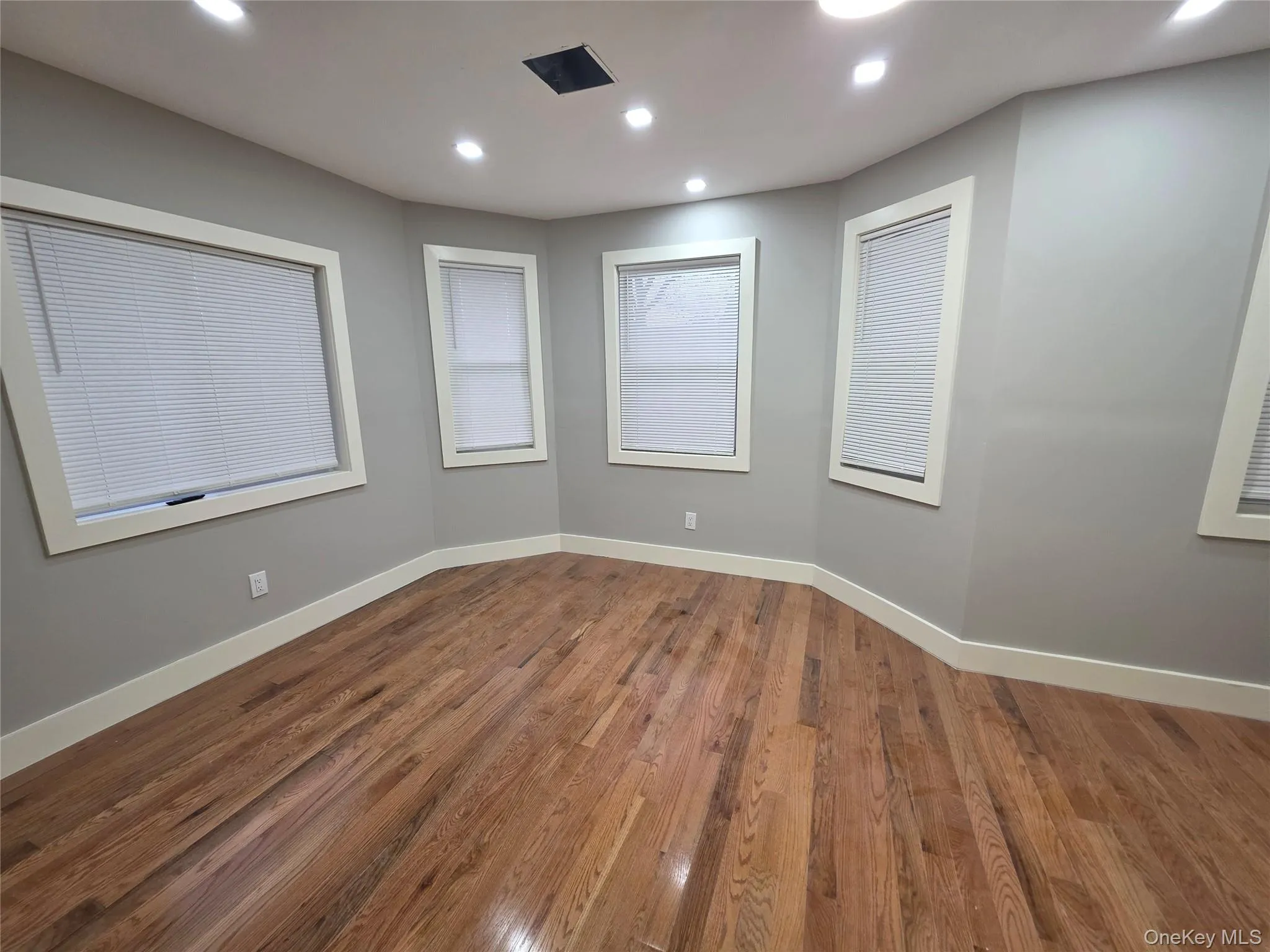8523 106th Street, New York, NY, 5 Bedrooms Bedrooms, 6 Rooms Rooms,3 BathroomsBathrooms,Residential,For Rent,106th,0,1013997 8523 106th Street, New York, NY, 5 Bedrooms Bedrooms, 6 Rooms Rooms,3 BathroomsBathrooms,Residential,For Rent,106th,0,1013997