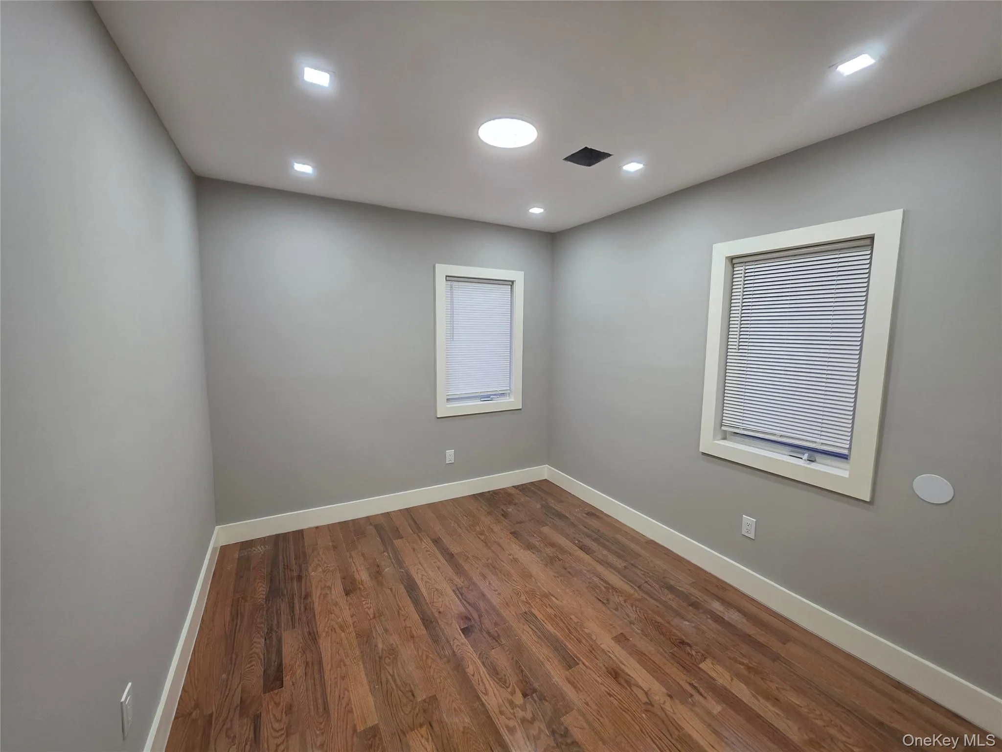 8523 106th Street, New York, NY, 5 Bedrooms Bedrooms, 6 Rooms Rooms,3 BathroomsBathrooms,Residential,For Rent,106th,0,1013997 8523 106th Street, New York, NY, 5 Bedrooms Bedrooms, 6 Rooms Rooms,3 BathroomsBathrooms,Residential,For Rent,106th,0,1013997