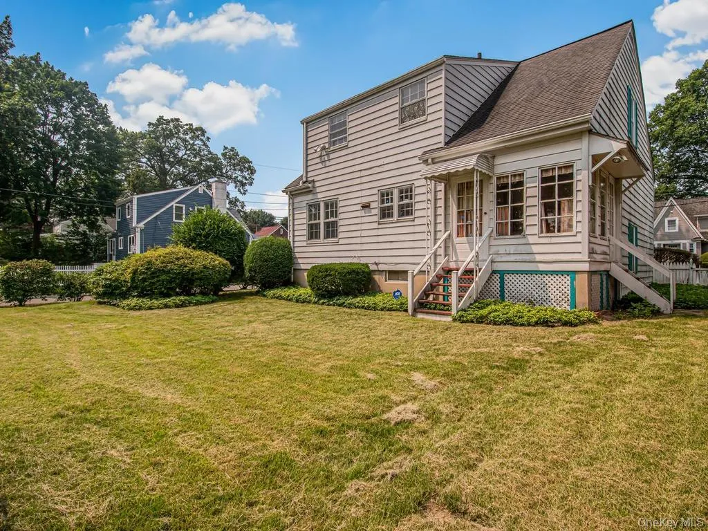 37 Poe Street, Greenburgh, NY, 3 Bedrooms Bedrooms, 8 Rooms Rooms,1 BathroomBathrooms,Residential,For Rent,Poe,0,1013998 37 Poe Street, Greenburgh, NY, 3 Bedrooms Bedrooms, 8 Rooms Rooms,1 BathroomBathrooms,Residential,For Rent,Poe,0,1013998