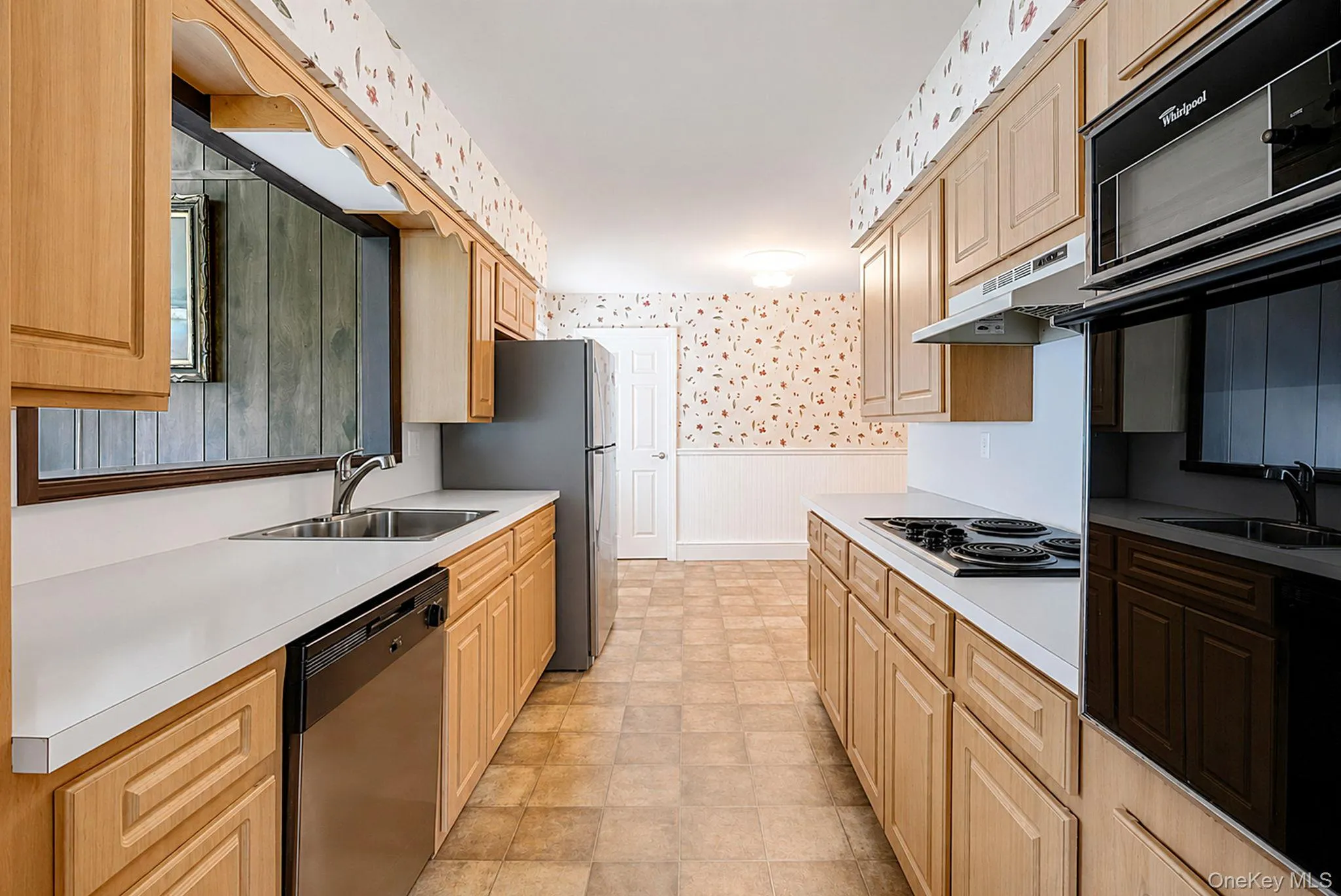 398 Clocks Boulevard, Oyster Bay, NY, 3 Bedrooms Bedrooms, 7 Rooms Rooms,2 BathroomsBathrooms,Residential,For Rent,Clocks,0,1013999 398 Clocks Boulevard, Oyster Bay, NY, 3 Bedrooms Bedrooms, 7 Rooms Rooms,2 BathroomsBathrooms,Residential,For Rent,Clocks,0,1013999