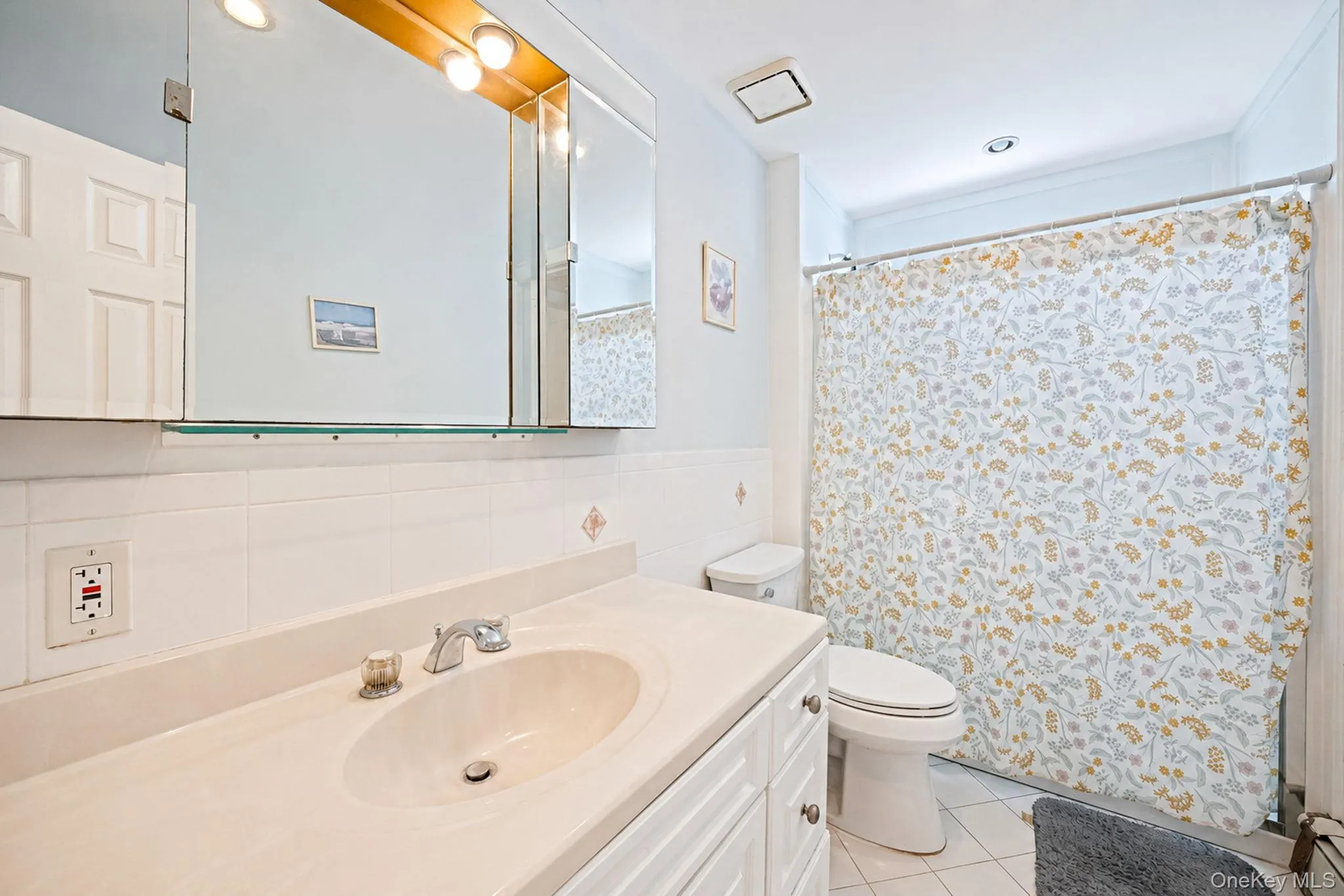 398 Clocks Boulevard, Oyster Bay, NY, 3 Bedrooms Bedrooms, 7 Rooms Rooms,2 BathroomsBathrooms,Residential,For Rent,Clocks,0,1013999 398 Clocks Boulevard, Oyster Bay, NY, 3 Bedrooms Bedrooms, 7 Rooms Rooms,2 BathroomsBathrooms,Residential,For Rent,Clocks,0,1013999