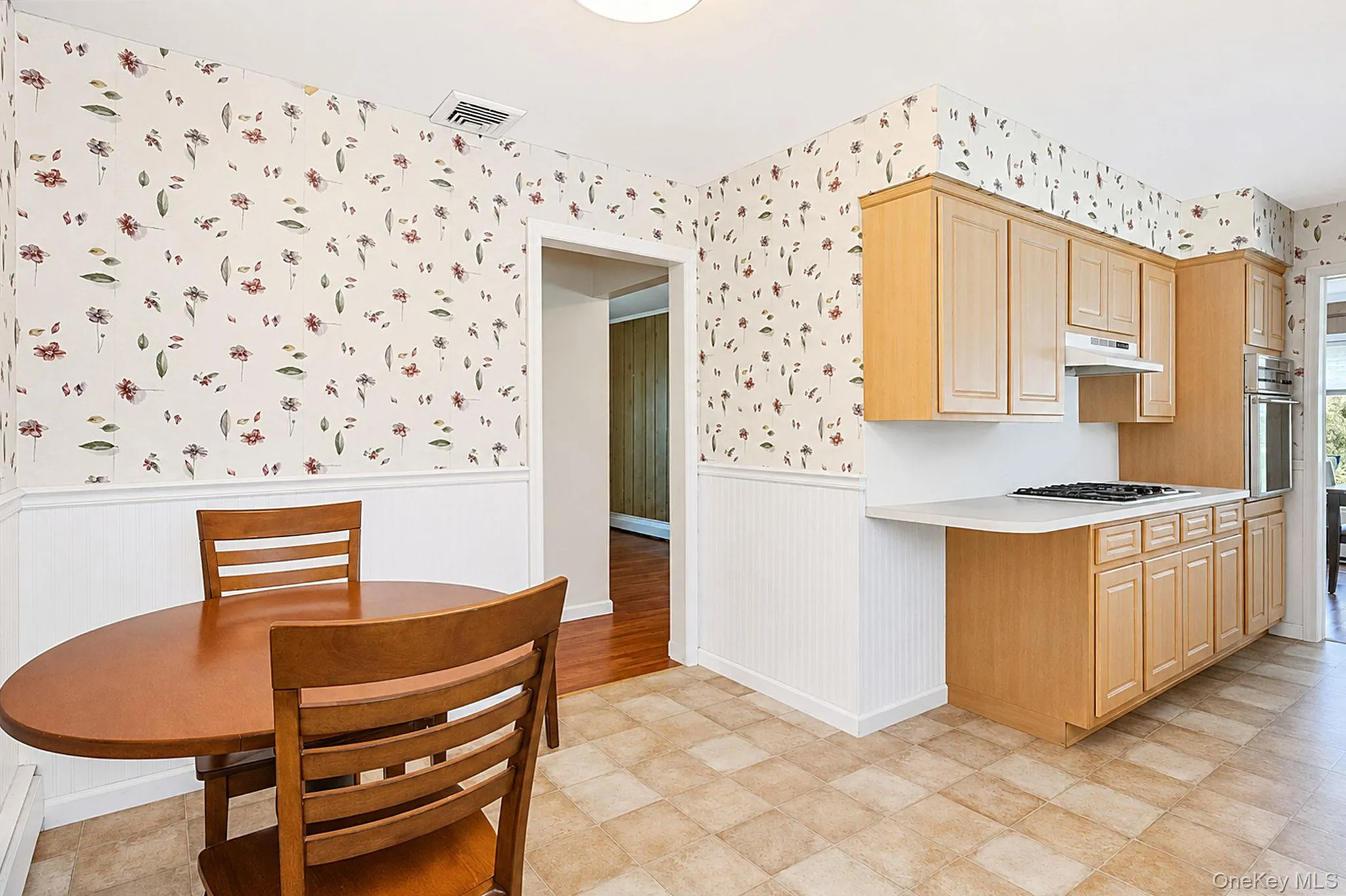 398 Clocks Boulevard, Oyster Bay, NY, 3 Bedrooms Bedrooms, 7 Rooms Rooms,2 BathroomsBathrooms,Residential,For Rent,Clocks,0,1013999 398 Clocks Boulevard, Oyster Bay, NY, 3 Bedrooms Bedrooms, 7 Rooms Rooms,2 BathroomsBathrooms,Residential,For Rent,Clocks,0,1013999
