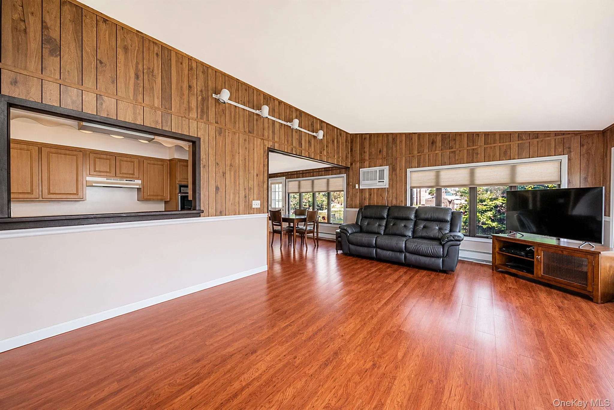 398 Clocks Boulevard, Oyster Bay, NY, 3 Bedrooms Bedrooms, 7 Rooms Rooms,2 BathroomsBathrooms,Residential,For Rent,Clocks,0,1013999 398 Clocks Boulevard, Oyster Bay, NY, 3 Bedrooms Bedrooms, 7 Rooms Rooms,2 BathroomsBathrooms,Residential,For Rent,Clocks,0,1013999