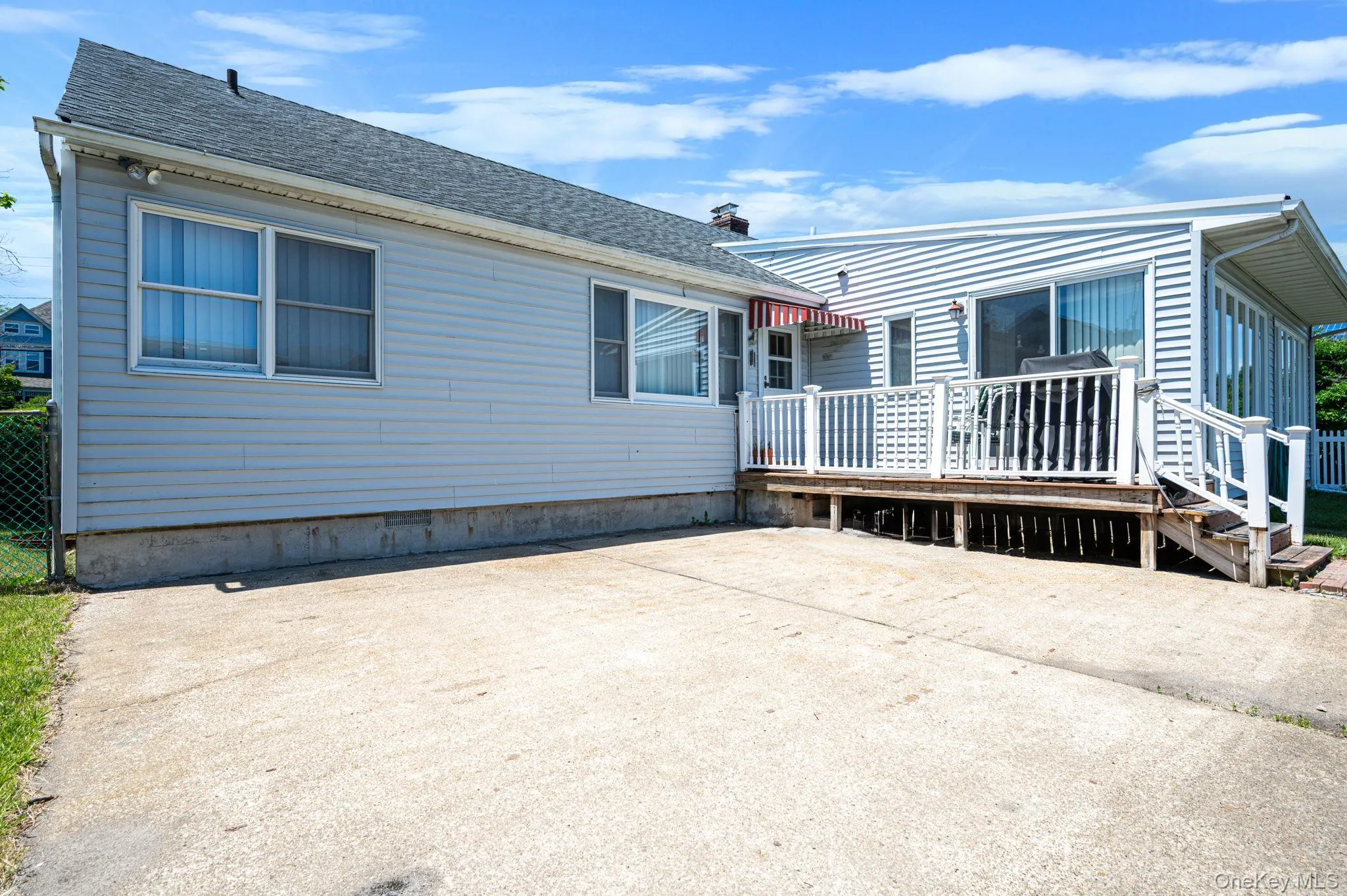 398 Clocks Boulevard, Oyster Bay, NY, 3 Bedrooms Bedrooms, 7 Rooms Rooms,2 BathroomsBathrooms,Residential,For Rent,Clocks,0,1013999 398 Clocks Boulevard, Oyster Bay, NY, 3 Bedrooms Bedrooms, 7 Rooms Rooms,2 BathroomsBathrooms,Residential,For Rent,Clocks,0,1013999