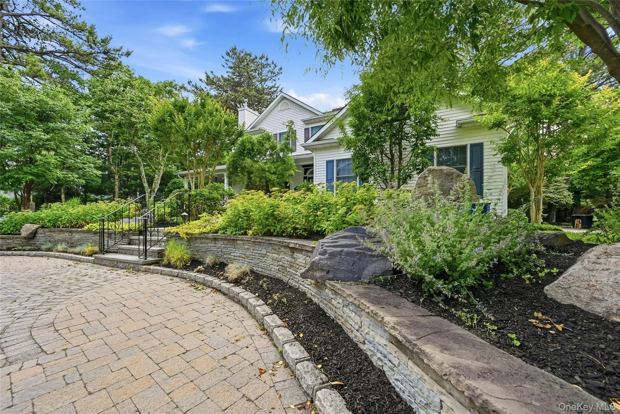 6 Thunder Road, Brookhaven, NY, 4 Bedrooms Bedrooms, 14 Rooms Rooms,3 BathroomsBathrooms,Residential,For Rent,Thunder,0,KEY1014006 6 Thunder Road, Brookhaven, NY, 4 Bedrooms Bedrooms, 14 Rooms Rooms,3 BathroomsBathrooms,Residential,For Rent,Thunder,0,KEY1014006