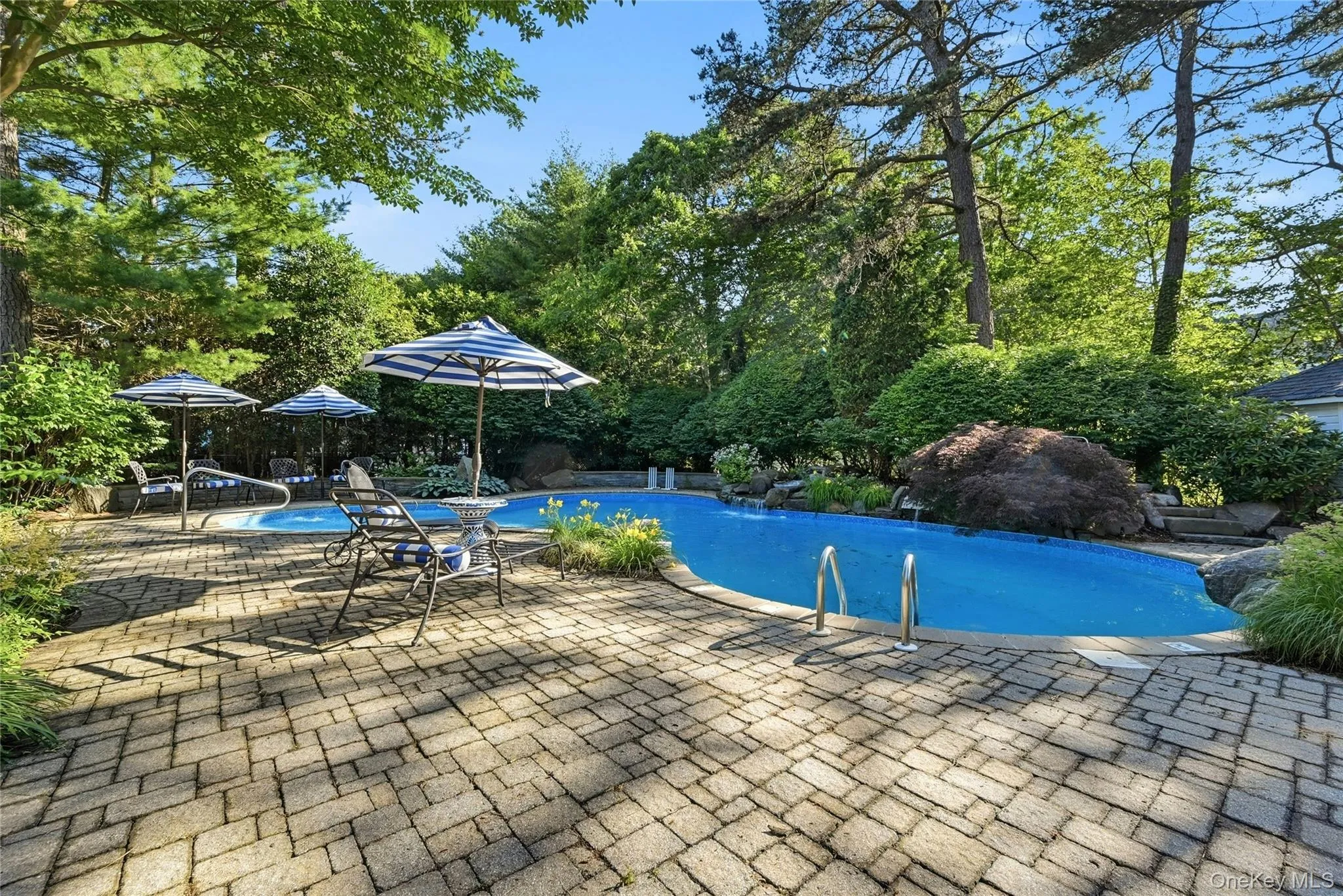 6 Thunder Road, Brookhaven, NY, 4 Bedrooms Bedrooms, 14 Rooms Rooms,3 BathroomsBathrooms,Residential,For Rent,Thunder,0,KEY1014006 6 Thunder Road, Brookhaven, NY, 4 Bedrooms Bedrooms, 14 Rooms Rooms,3 BathroomsBathrooms,Residential,For Rent,Thunder,0,KEY1014006