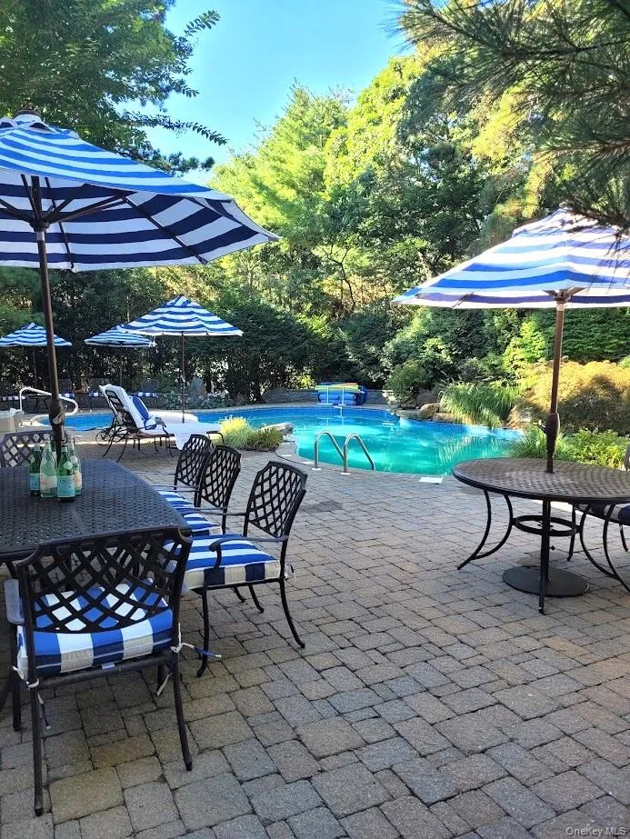 6 Thunder Road, Brookhaven, NY, 4 Bedrooms Bedrooms, 14 Rooms Rooms,3 BathroomsBathrooms,Residential,For Rent,Thunder,0,KEY1014006 6 Thunder Road, Brookhaven, NY, 4 Bedrooms Bedrooms, 14 Rooms Rooms,3 BathroomsBathrooms,Residential,For Rent,Thunder,0,KEY1014006