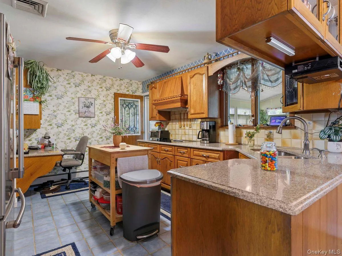 105 Chapel Hill Road, Lloyd, NY, 4 Bedrooms Bedrooms, 10 Rooms Rooms,3 BathroomsBathrooms,Residential,For Rent,Chapel Hill,0,1014008 105 Chapel Hill Road, Lloyd, NY, 4 Bedrooms Bedrooms, 10 Rooms Rooms,3 BathroomsBathrooms,Residential,For Rent,Chapel Hill,0,1014008