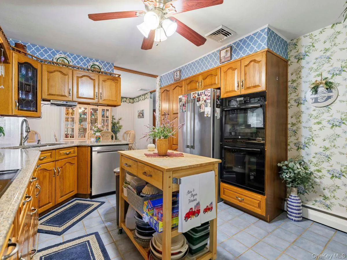 105 Chapel Hill Road, Lloyd, NY, 4 Bedrooms Bedrooms, 10 Rooms Rooms,3 BathroomsBathrooms,Residential,For Rent,Chapel Hill,0,1014008 105 Chapel Hill Road, Lloyd, NY, 4 Bedrooms Bedrooms, 10 Rooms Rooms,3 BathroomsBathrooms,Residential,For Rent,Chapel Hill,0,1014008