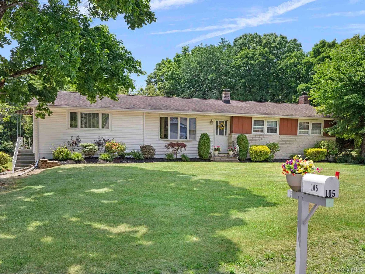 105 Chapel Hill Road, Lloyd, NY, 4 Bedrooms Bedrooms, 10 Rooms Rooms,3 BathroomsBathrooms,Residential,For Rent,Chapel Hill,0,1014008 105 Chapel Hill Road, Lloyd, NY, 4 Bedrooms Bedrooms, 10 Rooms Rooms,3 BathroomsBathrooms,Residential,For Rent,Chapel Hill,0,1014008