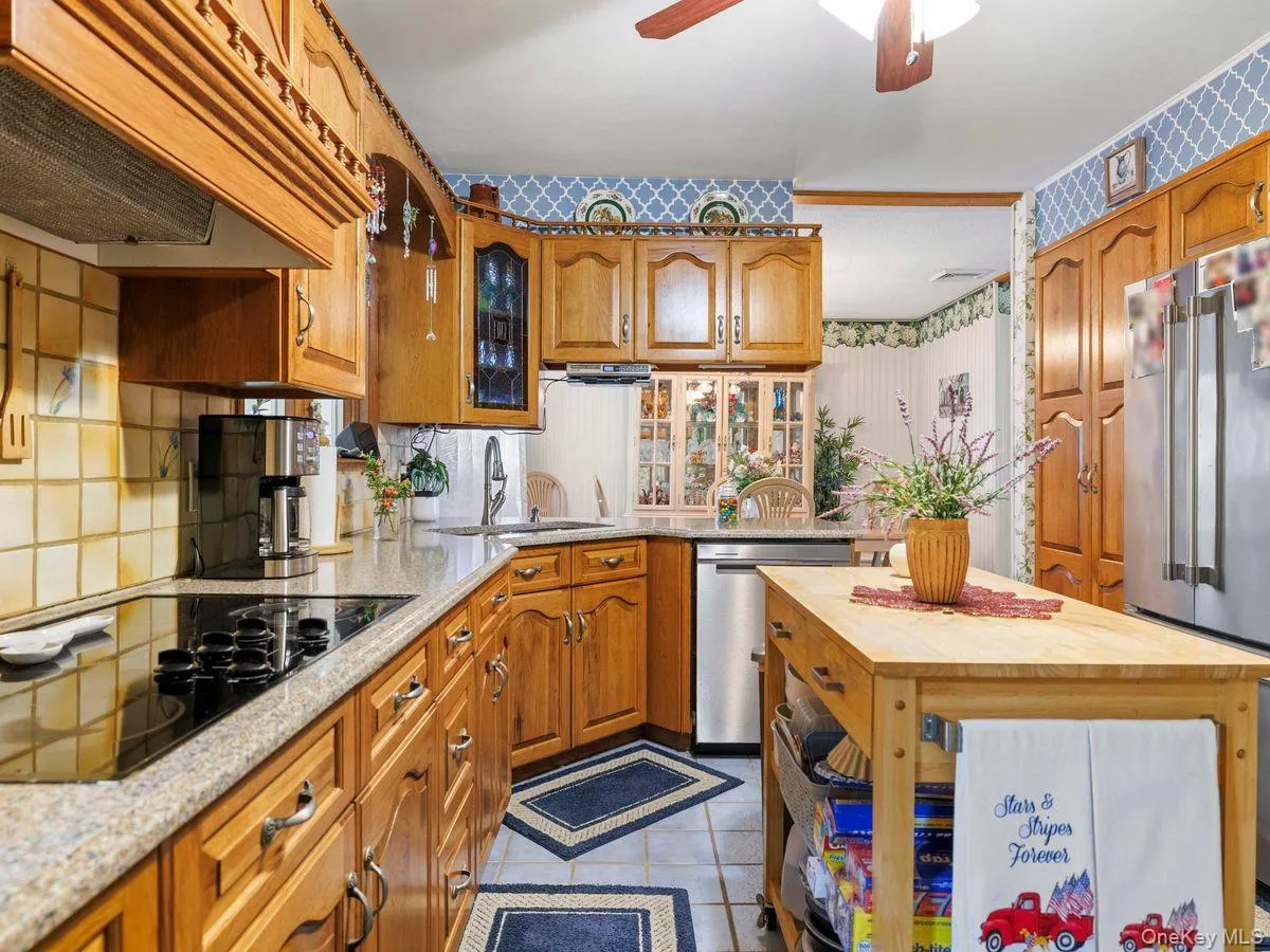 105 Chapel Hill Road, Lloyd, NY, 4 Bedrooms Bedrooms, 10 Rooms Rooms,3 BathroomsBathrooms,Residential,For Rent,Chapel Hill,0,1014008 105 Chapel Hill Road, Lloyd, NY, 4 Bedrooms Bedrooms, 10 Rooms Rooms,3 BathroomsBathrooms,Residential,For Rent,Chapel Hill,0,1014008