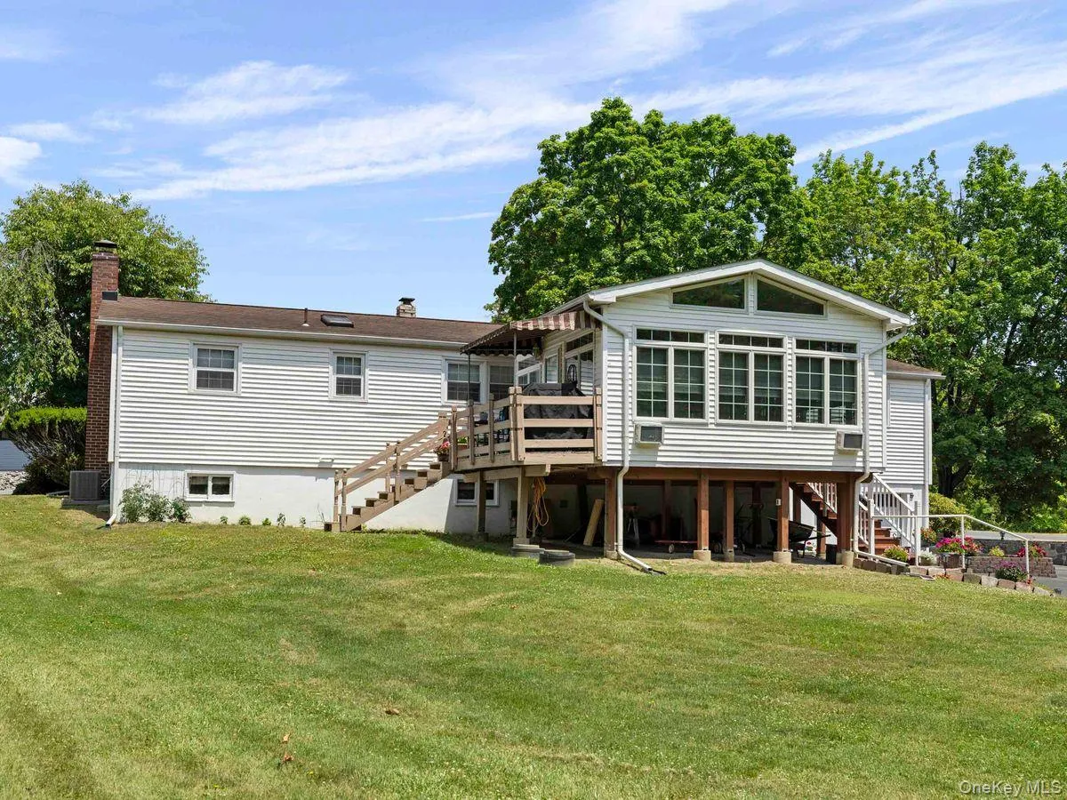 105 Chapel Hill Road, Lloyd, NY, 4 Bedrooms Bedrooms, 10 Rooms Rooms,3 BathroomsBathrooms,Residential,For Rent,Chapel Hill,0,1014008 105 Chapel Hill Road, Lloyd, NY, 4 Bedrooms Bedrooms, 10 Rooms Rooms,3 BathroomsBathrooms,Residential,For Rent,Chapel Hill,0,1014008