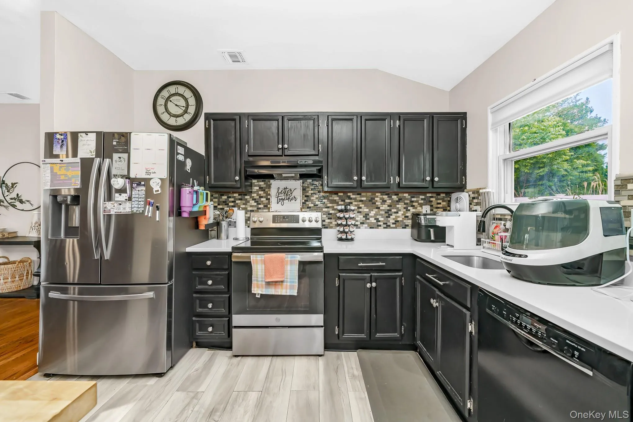 2 Michael Avenue, Brookhaven, NY, 3 Bedrooms Bedrooms, 8 Rooms Rooms,1 BathroomBathrooms,Residential,For Rent,Michael,0,1014014 2 Michael Avenue, Brookhaven, NY, 3 Bedrooms Bedrooms, 8 Rooms Rooms,1 BathroomBathrooms,Residential,For Rent,Michael,0,1014014