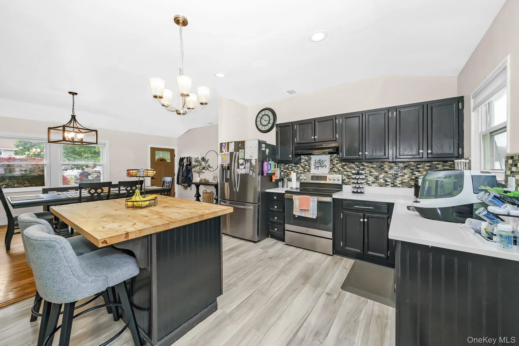 2 Michael Avenue, Brookhaven, NY, 3 Bedrooms Bedrooms, 8 Rooms Rooms,1 BathroomBathrooms,Residential,For Rent,Michael,0,1014014 2 Michael Avenue, Brookhaven, NY, 3 Bedrooms Bedrooms, 8 Rooms Rooms,1 BathroomBathrooms,Residential,For Rent,Michael,0,1014014