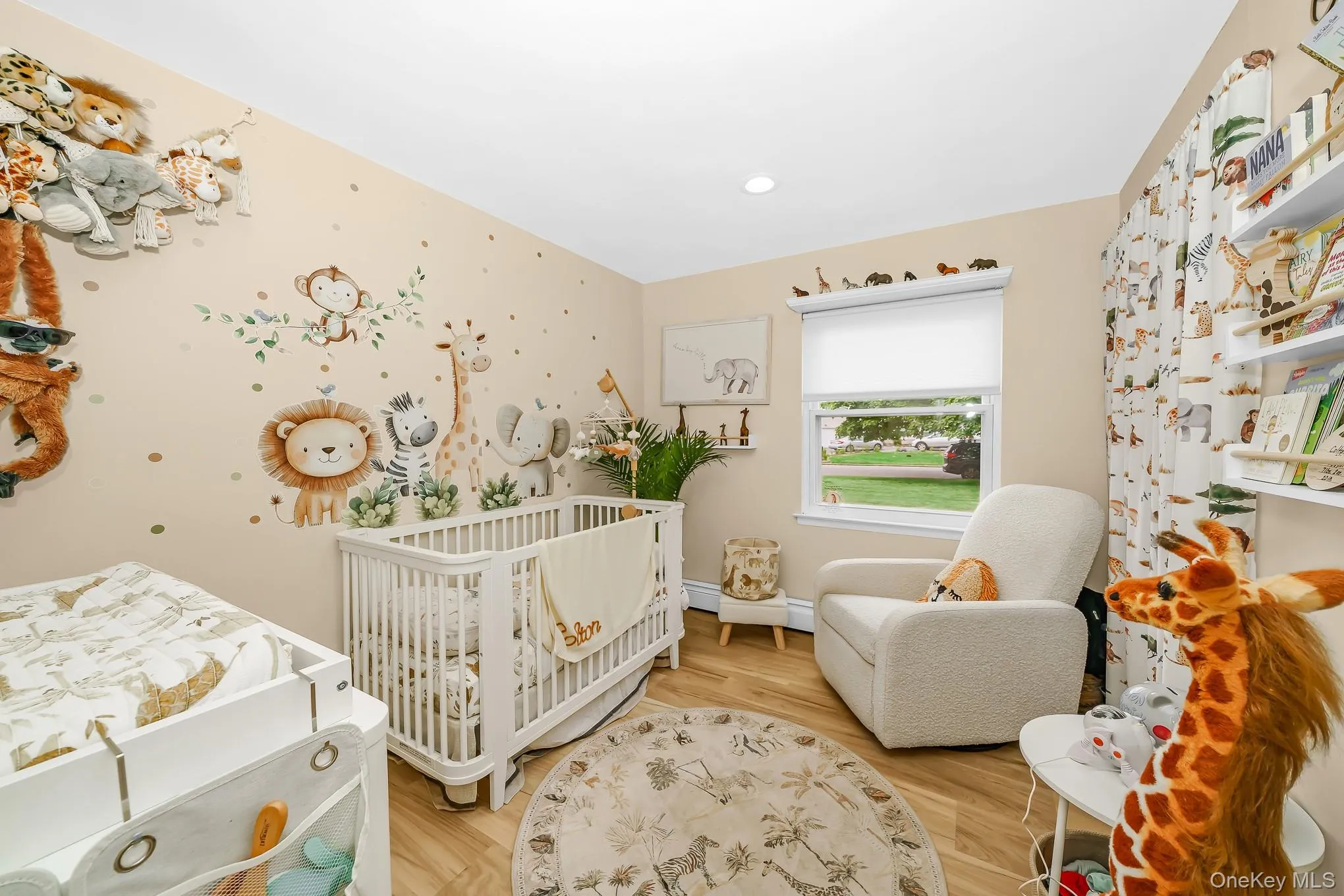 2 Michael Avenue, Brookhaven, NY, 3 Bedrooms Bedrooms, 8 Rooms Rooms,1 BathroomBathrooms,Residential,For Rent,Michael,0,1014014 2 Michael Avenue, Brookhaven, NY, 3 Bedrooms Bedrooms, 8 Rooms Rooms,1 BathroomBathrooms,Residential,For Rent,Michael,0,1014014
