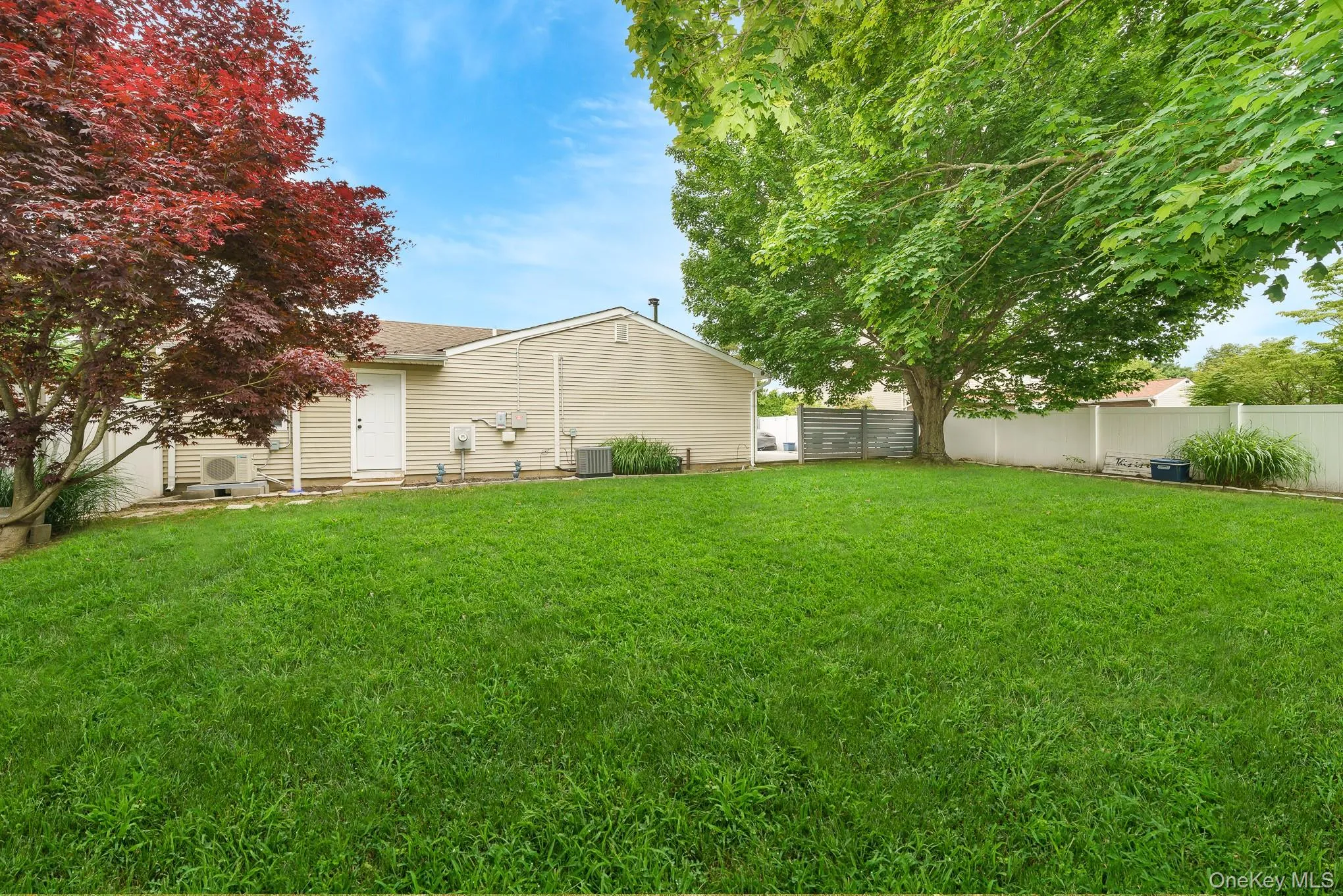 2 Michael Avenue, Brookhaven, NY, 3 Bedrooms Bedrooms, 8 Rooms Rooms,1 BathroomBathrooms,Residential,For Rent,Michael,0,1014014 2 Michael Avenue, Brookhaven, NY, 3 Bedrooms Bedrooms, 8 Rooms Rooms,1 BathroomBathrooms,Residential,For Rent,Michael,0,1014014