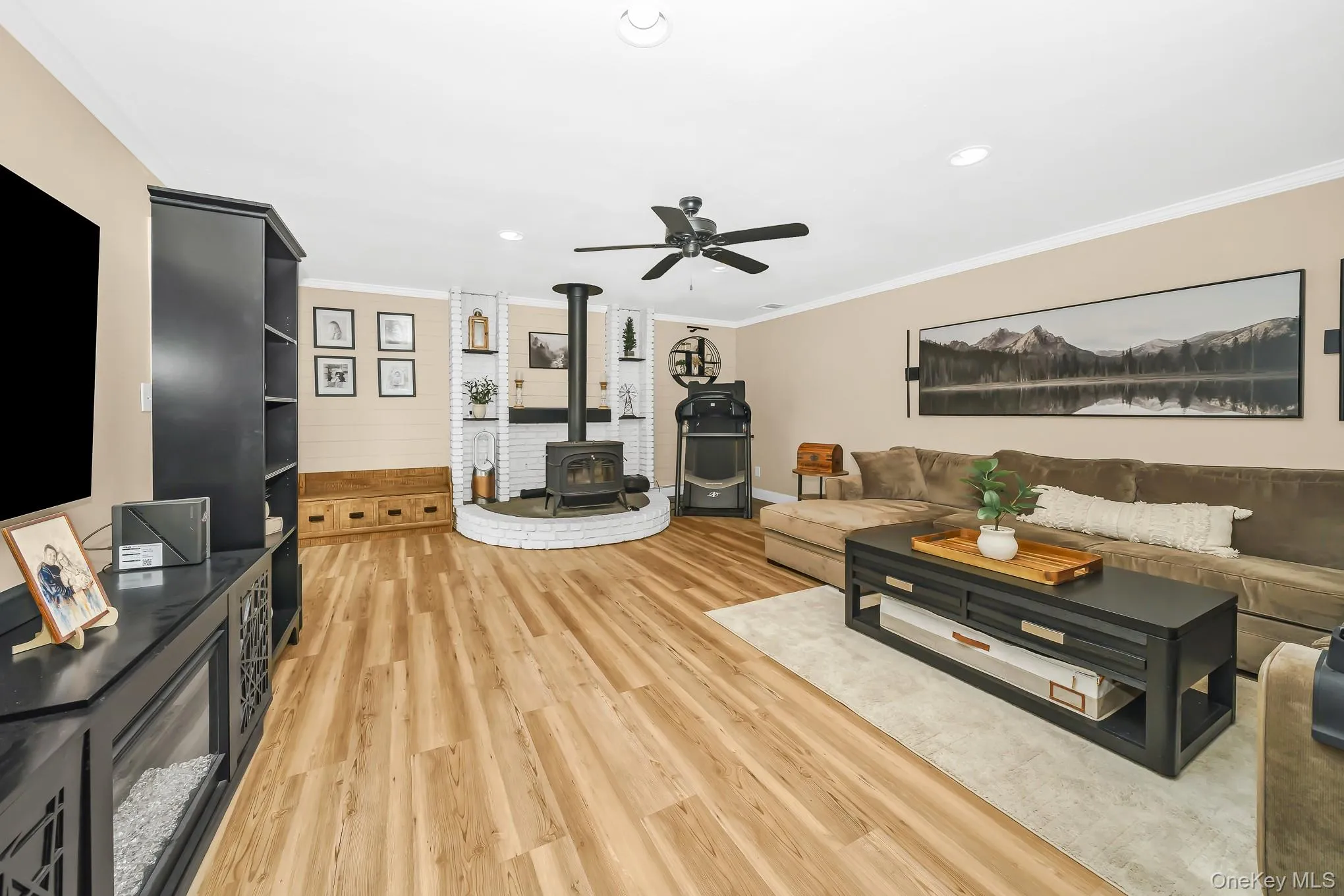 2 Michael Avenue, Brookhaven, NY, 3 Bedrooms Bedrooms, 8 Rooms Rooms,1 BathroomBathrooms,Residential,For Rent,Michael,0,1014014 2 Michael Avenue, Brookhaven, NY, 3 Bedrooms Bedrooms, 8 Rooms Rooms,1 BathroomBathrooms,Residential,For Rent,Michael,0,1014014