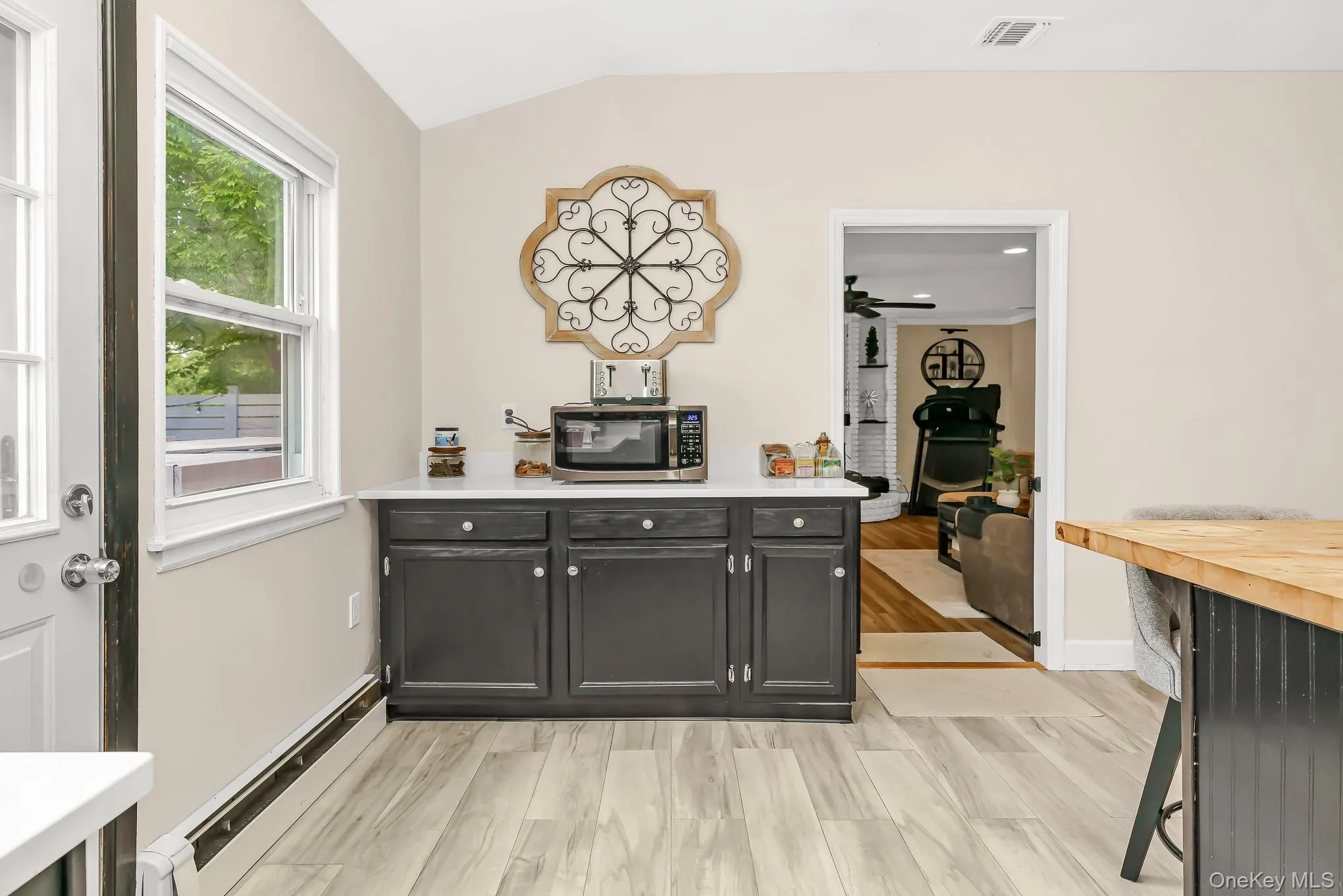 2 Michael Avenue, Brookhaven, NY, 3 Bedrooms Bedrooms, 8 Rooms Rooms,1 BathroomBathrooms,Residential,For Rent,Michael,0,1014014 2 Michael Avenue, Brookhaven, NY, 3 Bedrooms Bedrooms, 8 Rooms Rooms,1 BathroomBathrooms,Residential,For Rent,Michael,0,1014014
