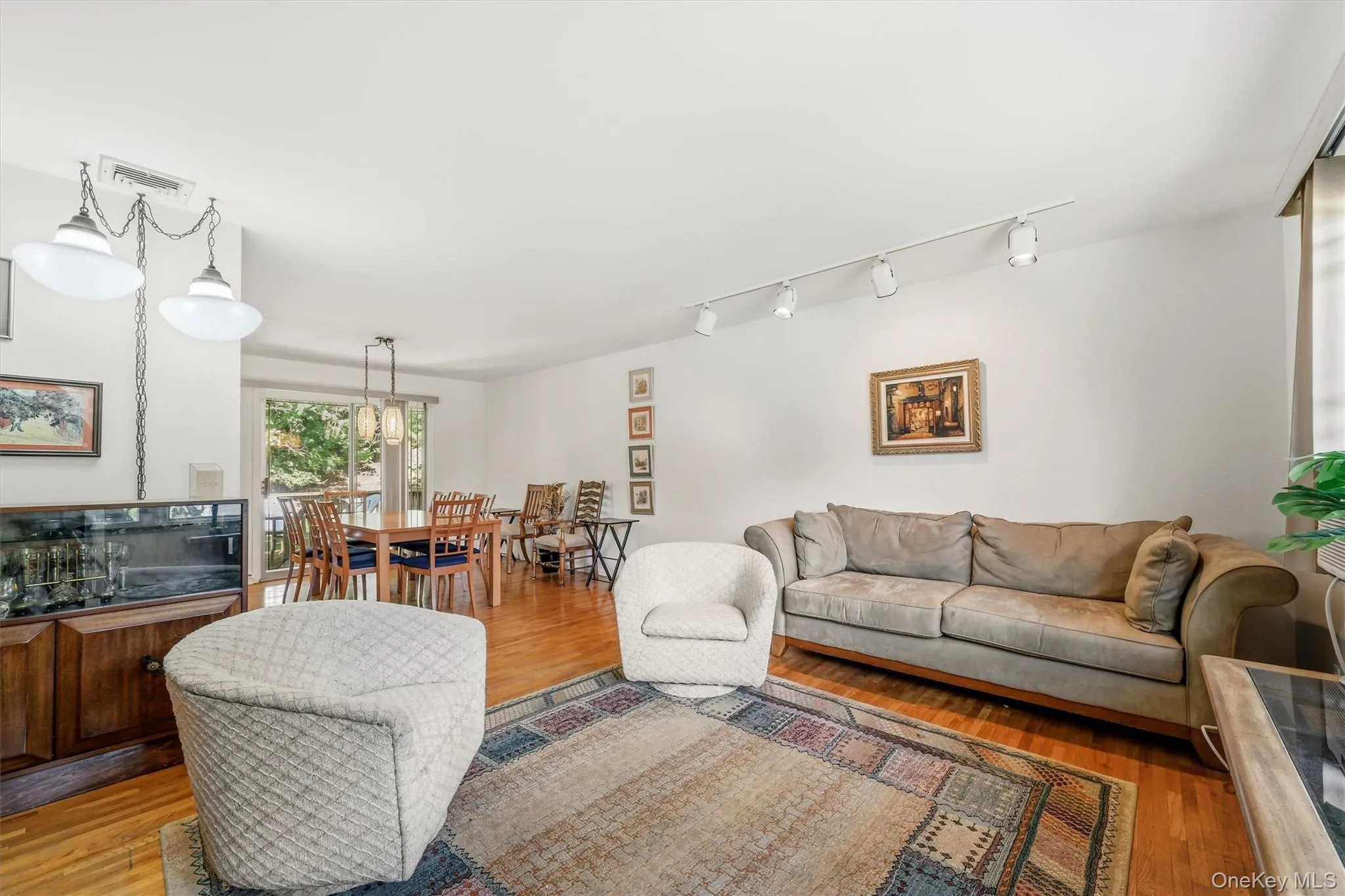 42 Sandy Brook Drive, Ramapo, NY, 4 Bedrooms Bedrooms, 10 Rooms Rooms,1 BathroomBathrooms,Residential,For Rent,Sandy Brook,0,1014018 42 Sandy Brook Drive, Ramapo, NY, 4 Bedrooms Bedrooms, 10 Rooms Rooms,1 BathroomBathrooms,Residential,For Rent,Sandy Brook,0,1014018