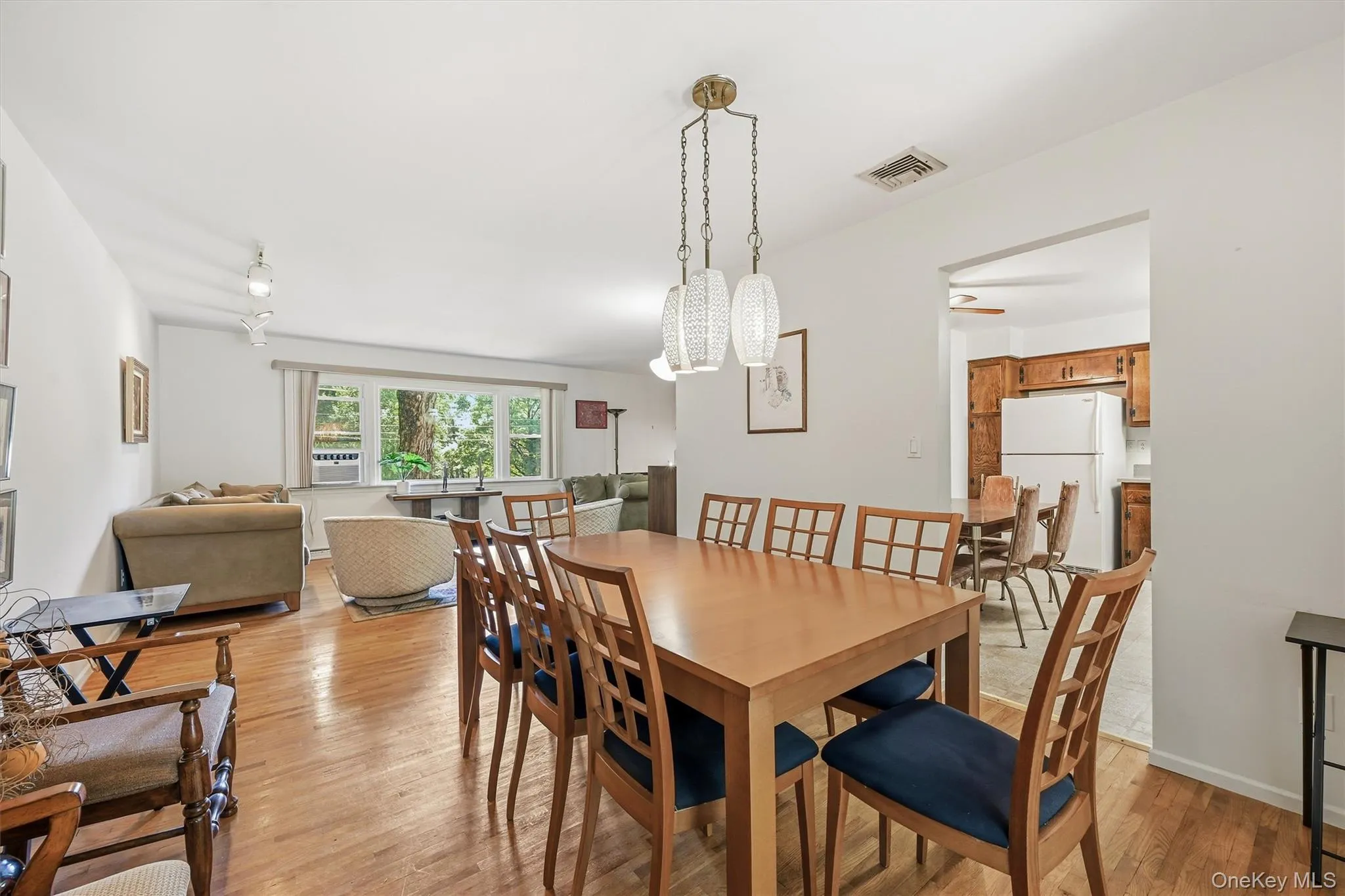 42 Sandy Brook Drive, Ramapo, NY, 4 Bedrooms Bedrooms, 10 Rooms Rooms,1 BathroomBathrooms,Residential,For Rent,Sandy Brook,0,1014018 42 Sandy Brook Drive, Ramapo, NY, 4 Bedrooms Bedrooms, 10 Rooms Rooms,1 BathroomBathrooms,Residential,For Rent,Sandy Brook,0,1014018