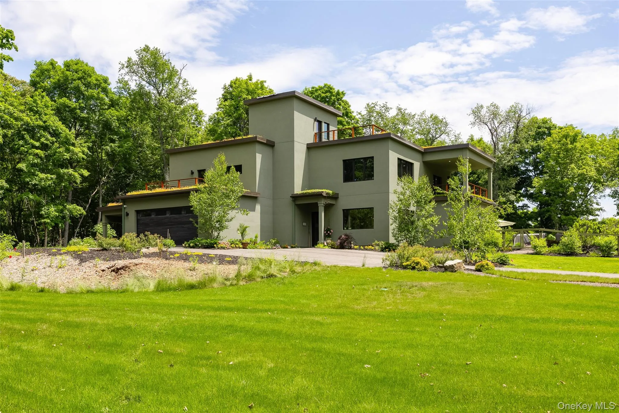 215 Smith Road, Poughkeepsie (town), NY, 3 Bedrooms Bedrooms, 10 Rooms Rooms,3 BathroomsBathrooms,Residential,For Rent,Smith,0,1014020 215 Smith Road, Poughkeepsie (town), NY, 3 Bedrooms Bedrooms, 10 Rooms Rooms,3 BathroomsBathrooms,Residential,For Rent,Smith,0,1014020
