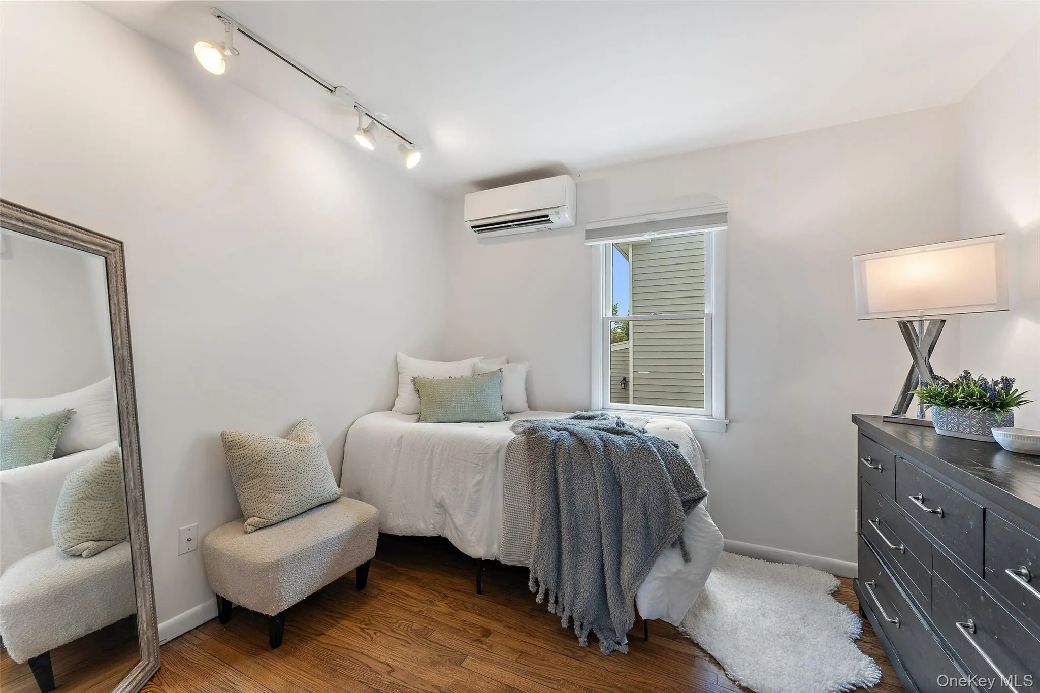 78 Bradley Road, Eastchester, NY, 4 Bedrooms Bedrooms, 10 Rooms Rooms,3 BathroomsBathrooms,Residential,For Rent,Bradley,0,KEY1014023 78 Bradley Road, Eastchester, NY, 4 Bedrooms Bedrooms, 10 Rooms Rooms,3 BathroomsBathrooms,Residential,For Rent,Bradley,0,KEY1014023