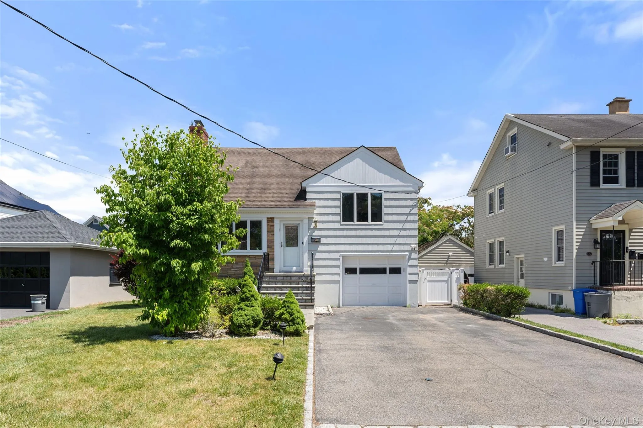 78 Bradley Road, Eastchester, NY, 4 Bedrooms Bedrooms, 10 Rooms Rooms,3 BathroomsBathrooms,Residential,For Rent,Bradley,0,KEY1014023 78 Bradley Road, Eastchester, NY, 4 Bedrooms Bedrooms, 10 Rooms Rooms,3 BathroomsBathrooms,Residential,For Rent,Bradley,0,KEY1014023