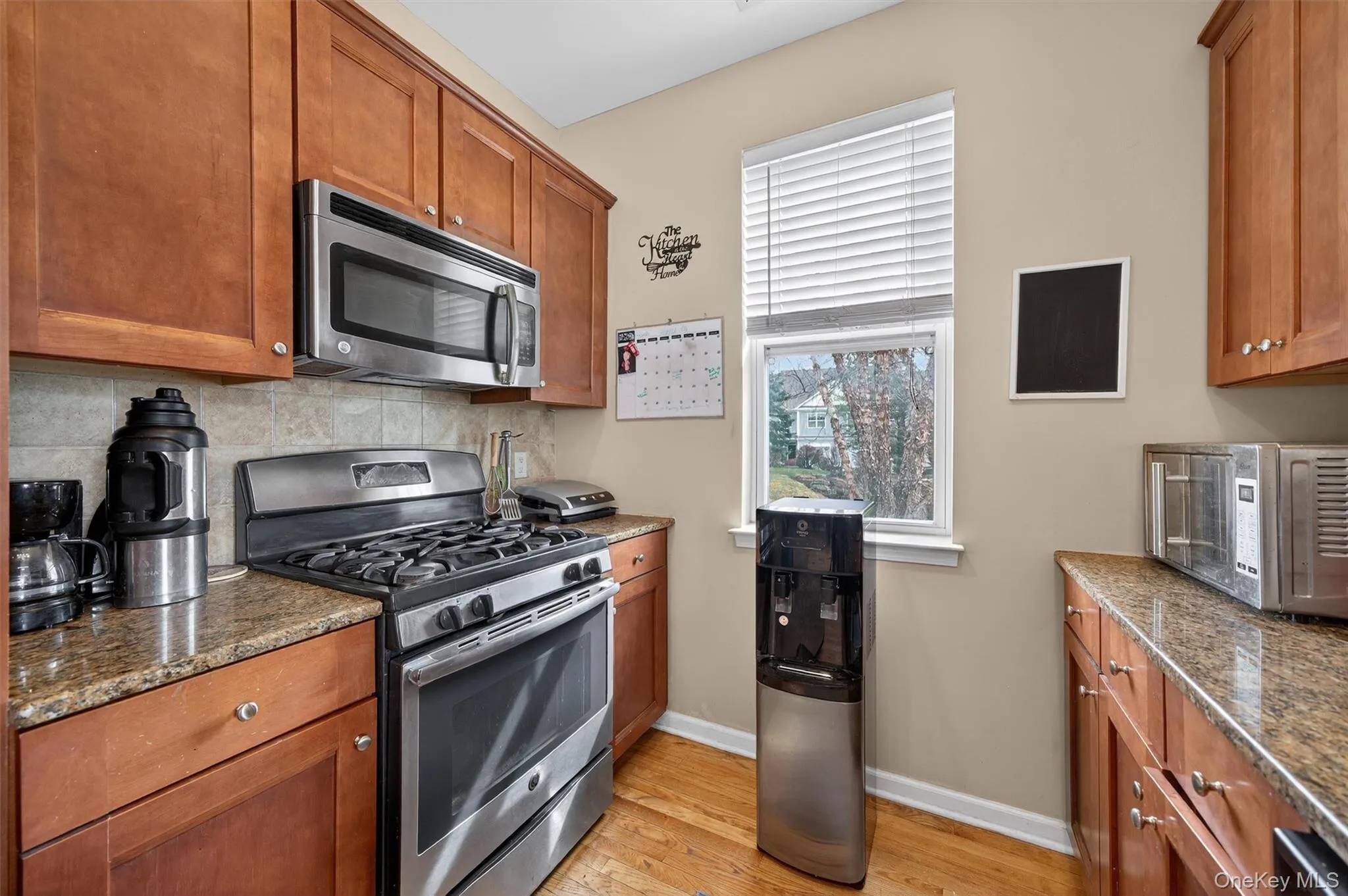 1 High Ridge Lane, Middletown, NY, 3 Bedrooms Bedrooms, 8 Rooms Rooms,2 BathroomsBathrooms,Residential,For Rent,High Ridge,0,1014031 1 High Ridge Lane, Middletown, NY, 3 Bedrooms Bedrooms, 8 Rooms Rooms,2 BathroomsBathrooms,Residential,For Rent,High Ridge,0,1014031