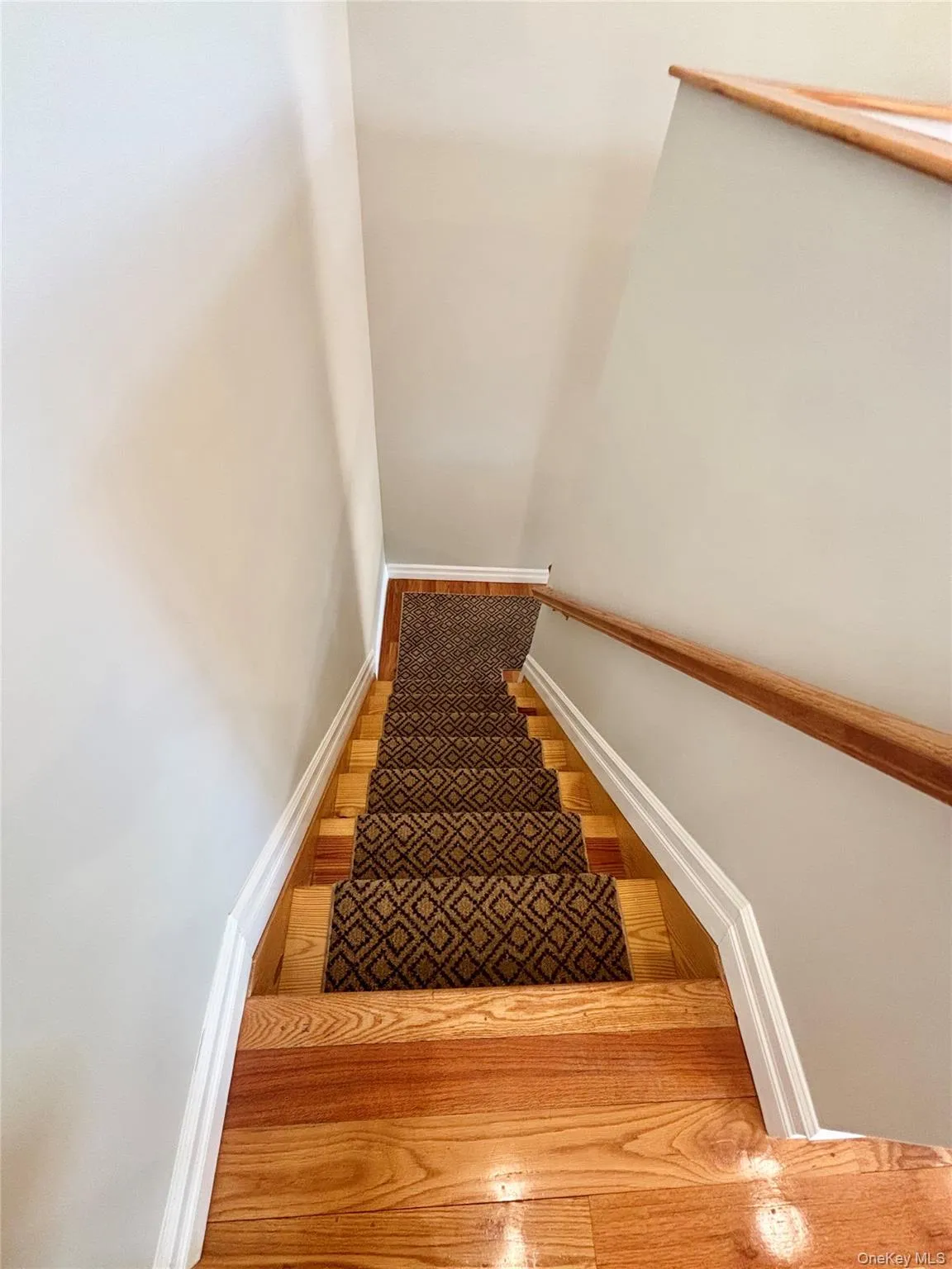 249-11 147th Road, New York, NY, 3 Bedrooms Bedrooms, 6 Rooms Rooms,2 BathroomsBathrooms,Residential Lease,For Rent,147th,0,1014033 249-11 147th Road, New York, NY, 3 Bedrooms Bedrooms, 6 Rooms Rooms,2 BathroomsBathrooms,Residential Lease,For Rent,147th,0,1014033
