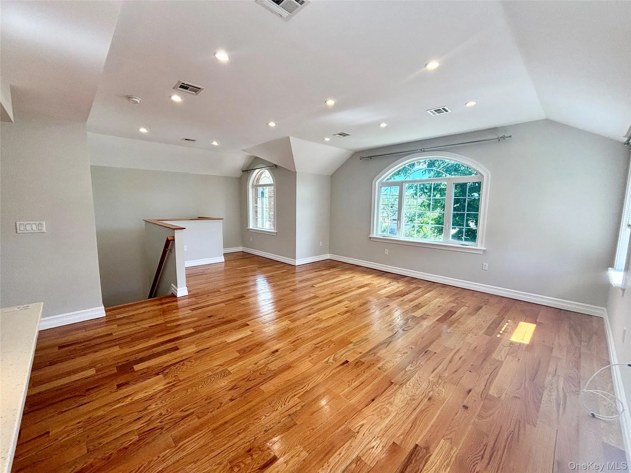 249-11 147th Road, New York, NY, 3 Bedrooms Bedrooms, 6 Rooms Rooms,2 BathroomsBathrooms,Residential Lease,For Rent,147th,0,1014033 249-11 147th Road, New York, NY, 3 Bedrooms Bedrooms, 6 Rooms Rooms,2 BathroomsBathrooms,Residential Lease,For Rent,147th,0,1014033