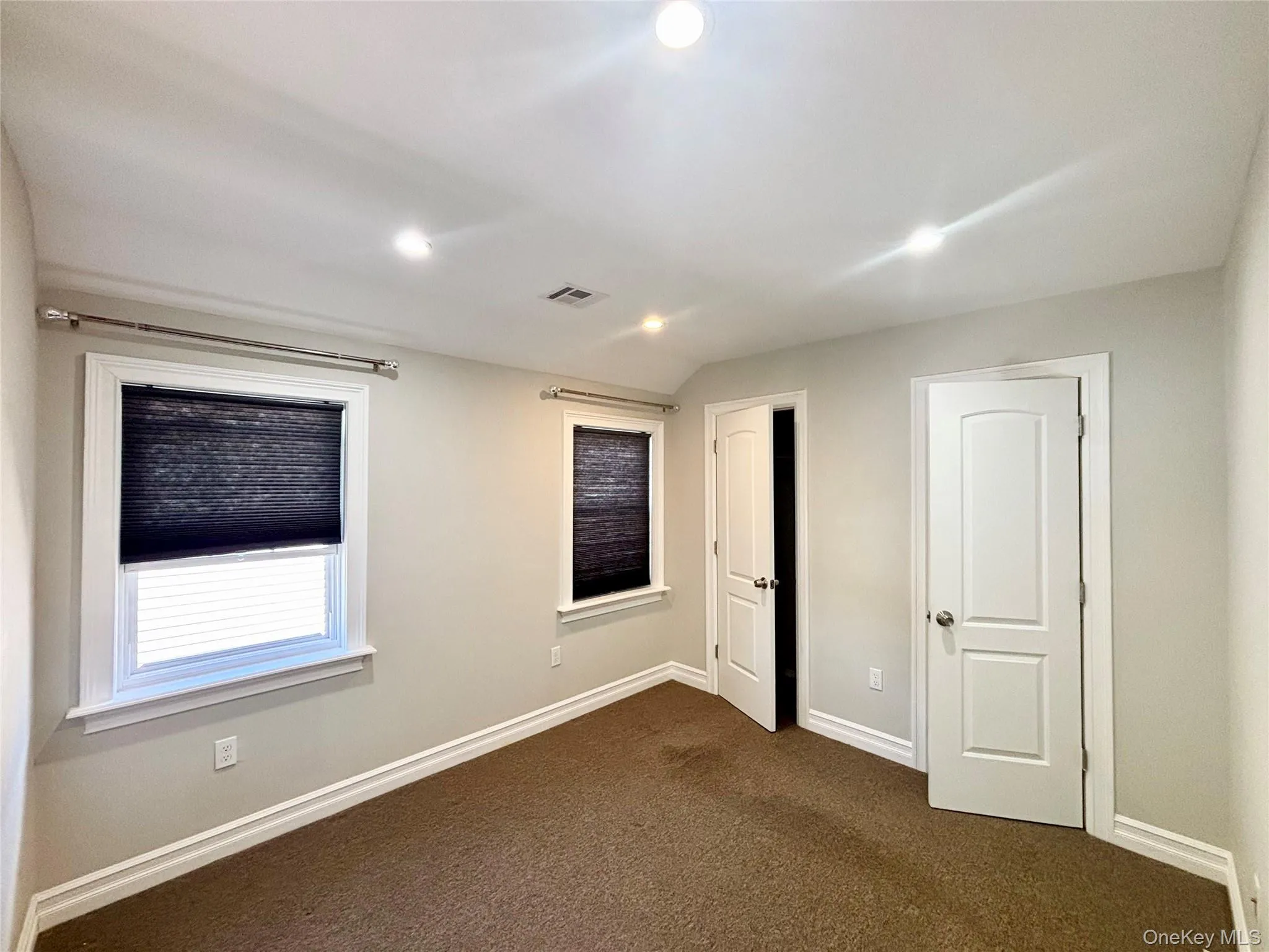 249-11 147th Road, New York, NY, 3 Bedrooms Bedrooms, 6 Rooms Rooms,2 BathroomsBathrooms,Residential Lease,For Rent,147th,0,1014033 249-11 147th Road, New York, NY, 3 Bedrooms Bedrooms, 6 Rooms Rooms,2 BathroomsBathrooms,Residential Lease,For Rent,147th,0,1014033
