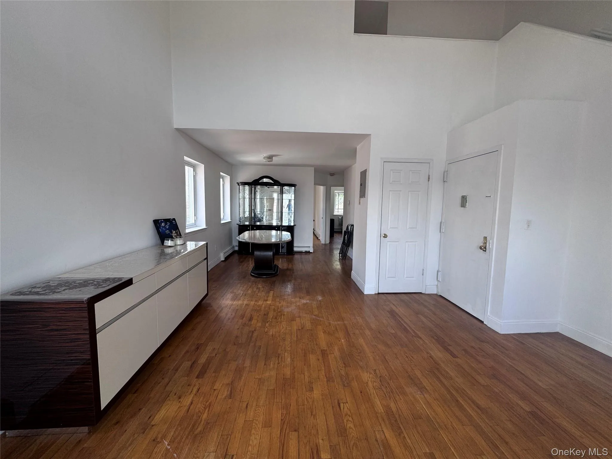 72-38 Calamus Avenue, New York, NY, 4 Bedrooms Bedrooms, 6 Rooms Rooms,2 BathroomsBathrooms,Residential Lease,For Rent,Calamus,0,1014034 72-38 Calamus Avenue, New York, NY, 4 Bedrooms Bedrooms, 6 Rooms Rooms,2 BathroomsBathrooms,Residential Lease,For Rent,Calamus,0,1014034