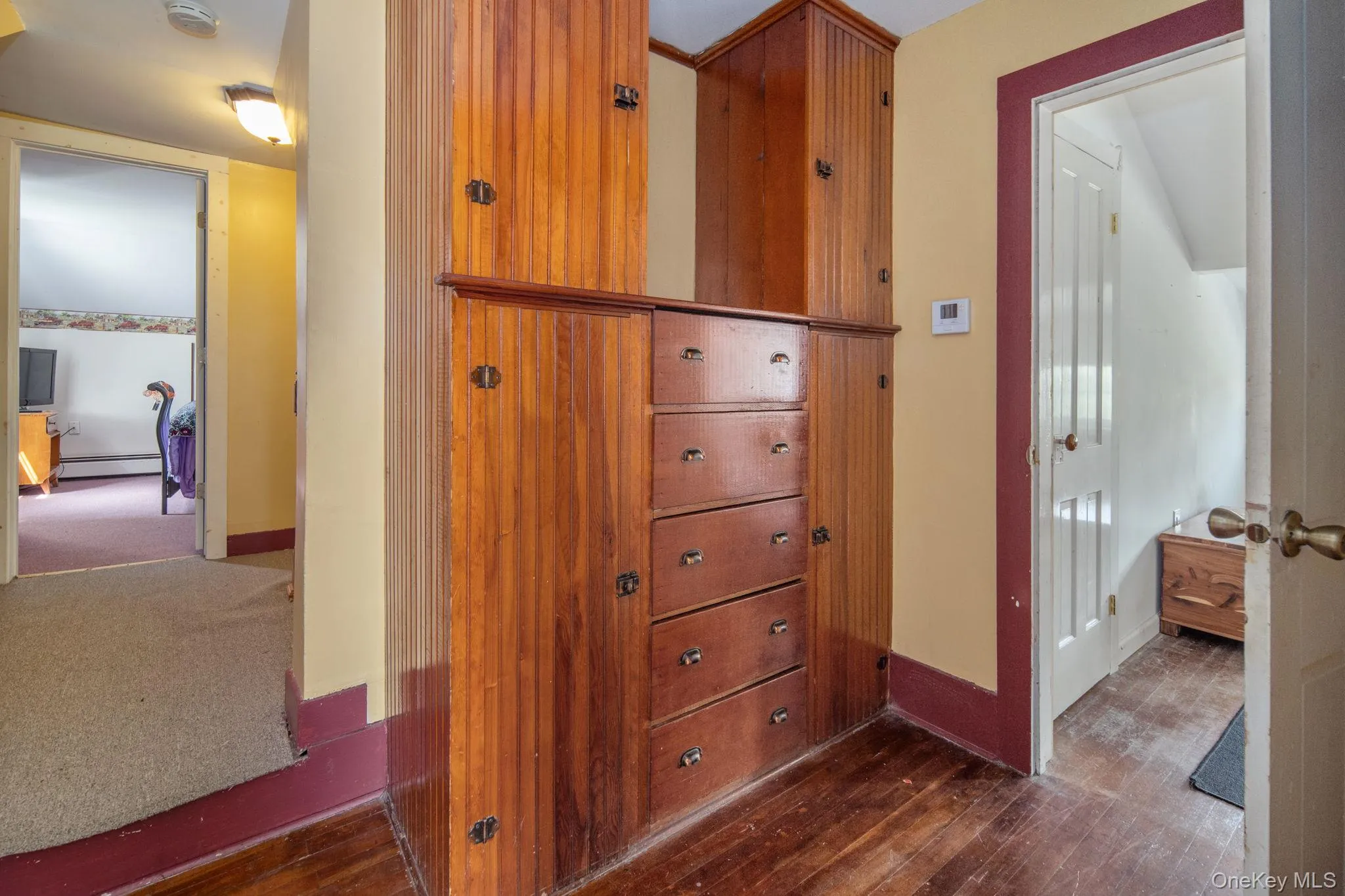 316 Main Street, Out Of Area, NY, 4 Bedrooms Bedrooms, 10 Rooms Rooms,2 BathroomsBathrooms,Residential,For Rent,Main,0,1014041 316 Main Street, Out Of Area, NY, 4 Bedrooms Bedrooms, 10 Rooms Rooms,2 BathroomsBathrooms,Residential,For Rent,Main,0,1014041