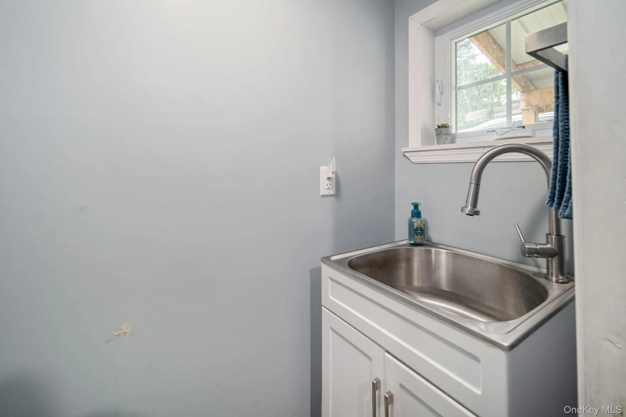 316 Main Street, Out Of Area, NY, 4 Bedrooms Bedrooms, 10 Rooms Rooms,2 BathroomsBathrooms,Residential,For Rent,Main,0,1014041 316 Main Street, Out Of Area, NY, 4 Bedrooms Bedrooms, 10 Rooms Rooms,2 BathroomsBathrooms,Residential,For Rent,Main,0,1014041