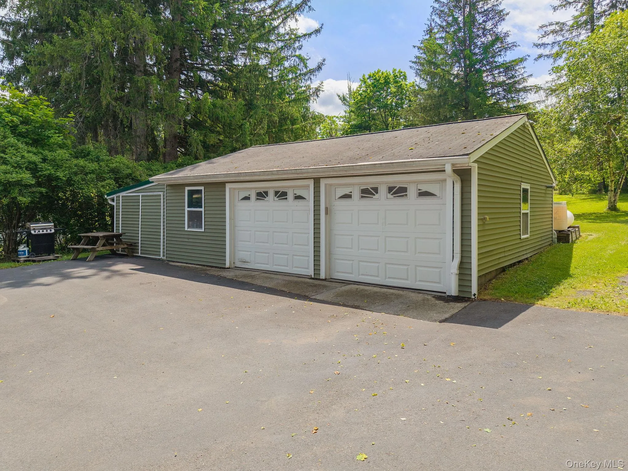 316 Main Street, Out Of Area, NY, 4 Bedrooms Bedrooms, 10 Rooms Rooms,2 BathroomsBathrooms,Residential,For Rent,Main,0,1014041 316 Main Street, Out Of Area, NY, 4 Bedrooms Bedrooms, 10 Rooms Rooms,2 BathroomsBathrooms,Residential,For Rent,Main,0,1014041