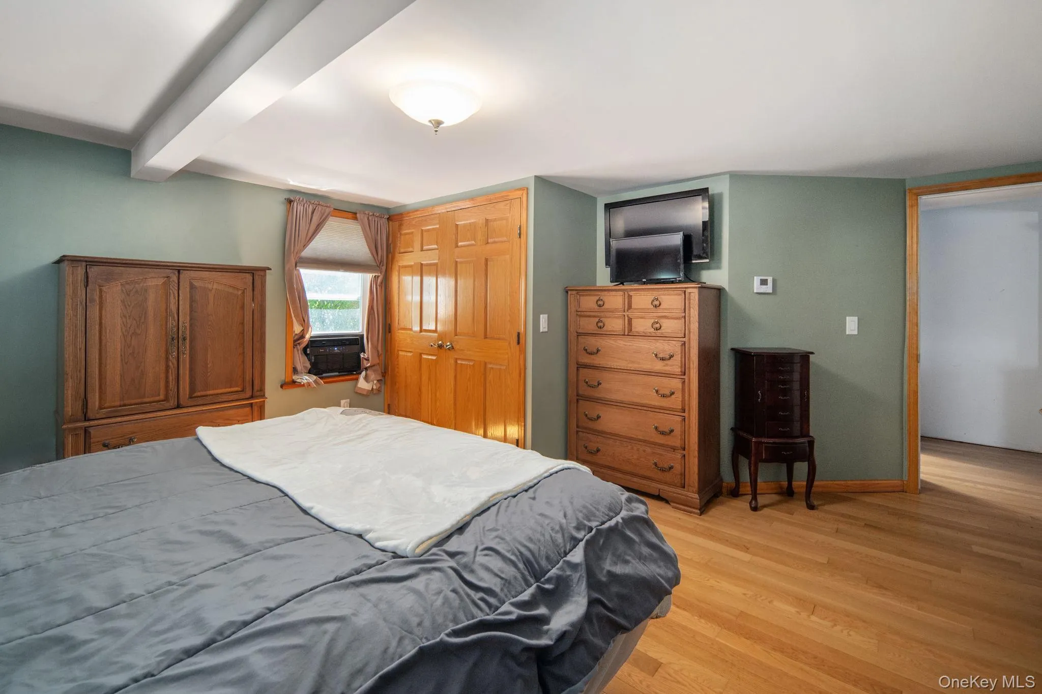 316 Main Street, Out Of Area, NY, 4 Bedrooms Bedrooms, 10 Rooms Rooms,2 BathroomsBathrooms,Residential,For Rent,Main,0,1014041 316 Main Street, Out Of Area, NY, 4 Bedrooms Bedrooms, 10 Rooms Rooms,2 BathroomsBathrooms,Residential,For Rent,Main,0,1014041