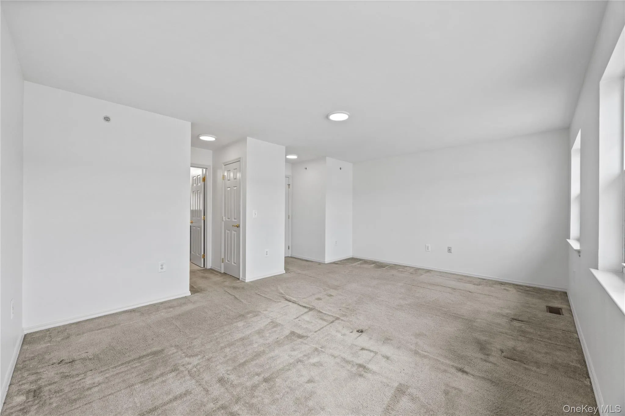 123 Heron Lane, New York, NY, 3 Bedrooms Bedrooms, 6 Rooms Rooms,2 BathroomsBathrooms,Residential,For Rent,Heron,0,1014042 123 Heron Lane, New York, NY, 3 Bedrooms Bedrooms, 6 Rooms Rooms,2 BathroomsBathrooms,Residential,For Rent,Heron,0,1014042