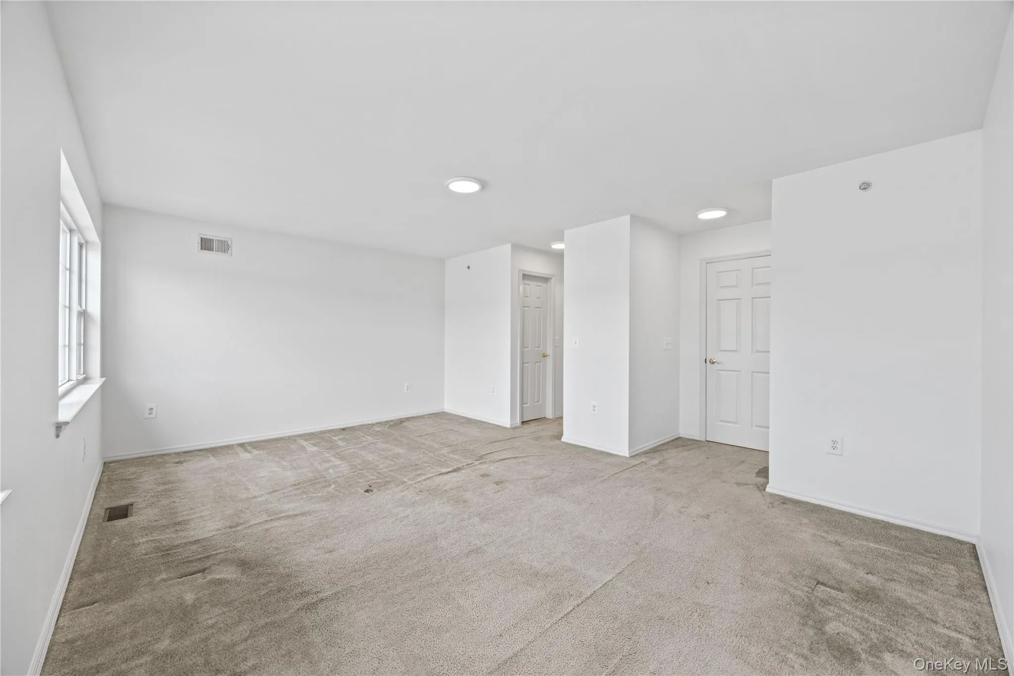 123 Heron Lane, New York, NY, 3 Bedrooms Bedrooms, 6 Rooms Rooms,2 BathroomsBathrooms,Residential,For Rent,Heron,0,1014042 123 Heron Lane, New York, NY, 3 Bedrooms Bedrooms, 6 Rooms Rooms,2 BathroomsBathrooms,Residential,For Rent,Heron,0,1014042